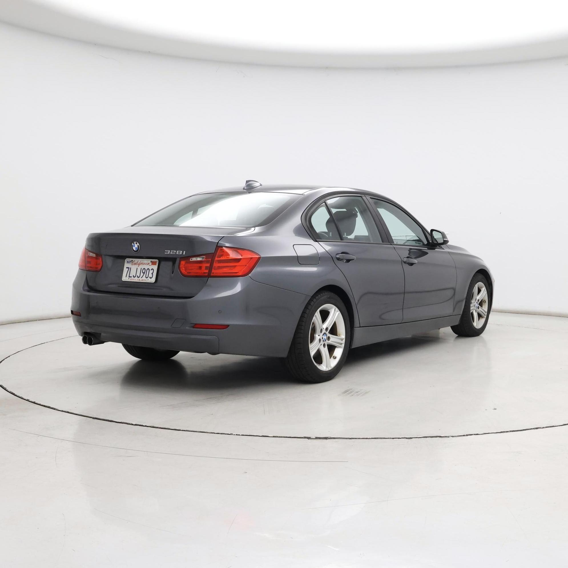 Thumbnail: 2015 BMW 3 Series - 8