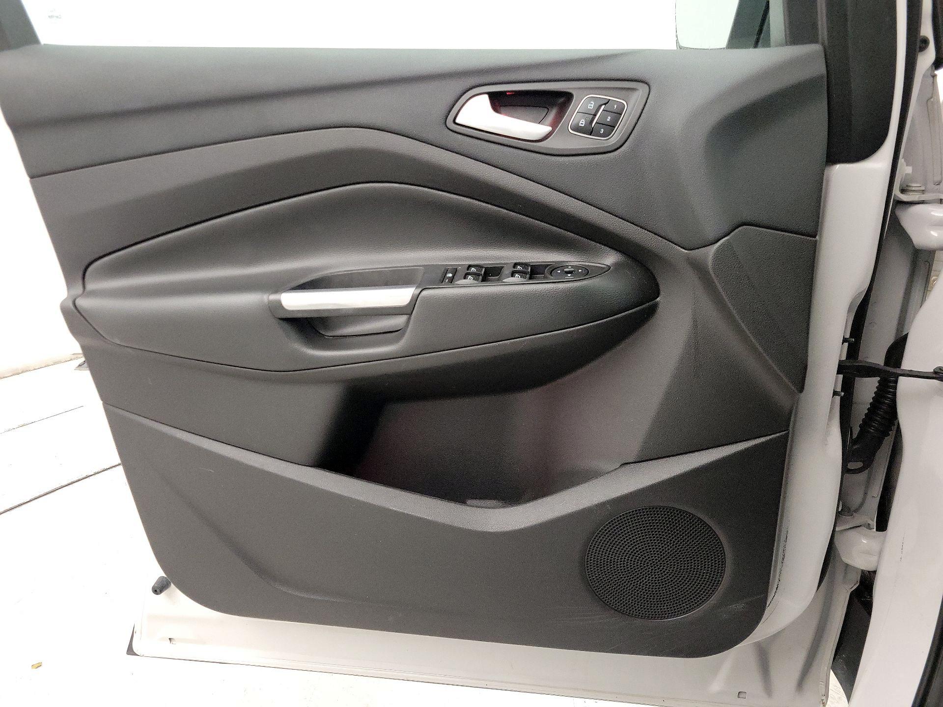 Thumbnail: 2017 Ford Escape - 12