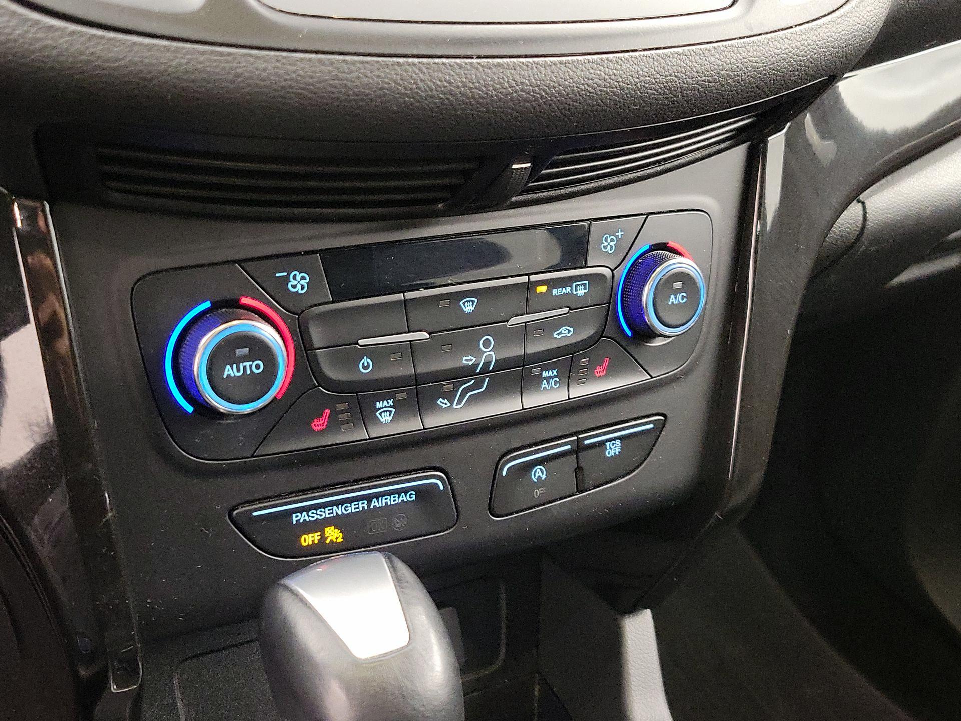 Thumbnail: 2017 Ford Escape - 17