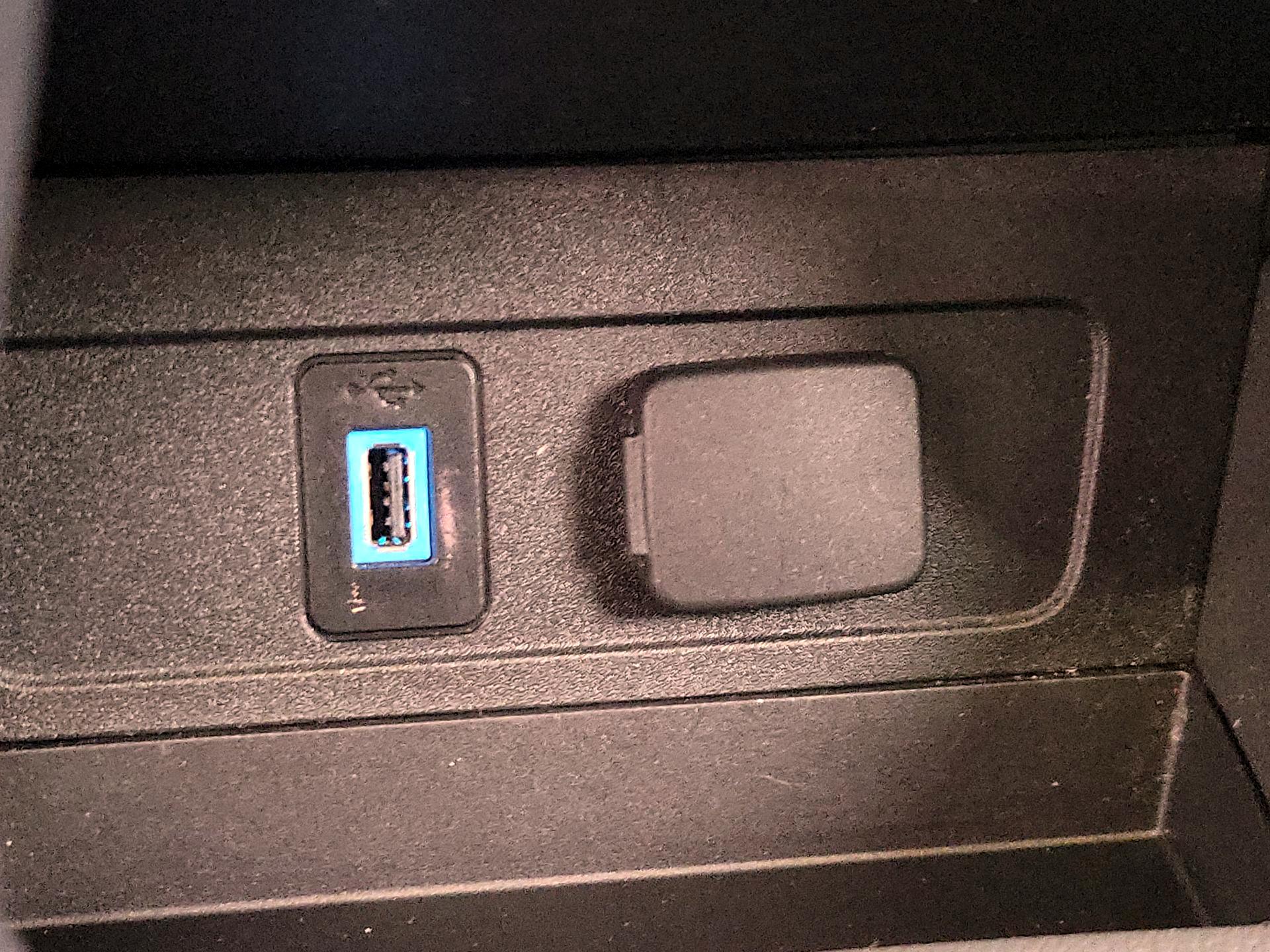 Thumbnail: 2017 Ford Escape - 19