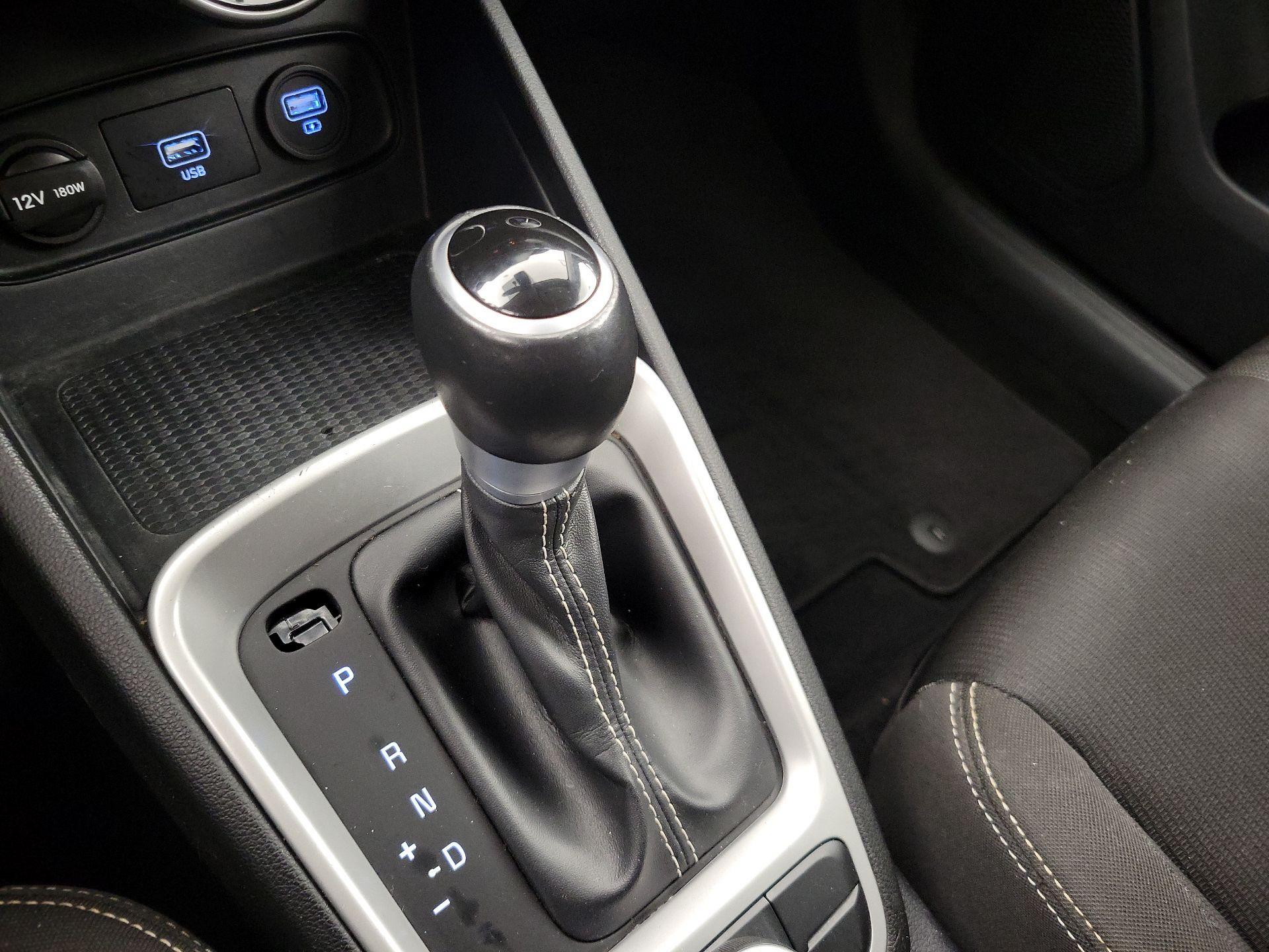 Thumbnail: 2020 Hyundai Venue - 17