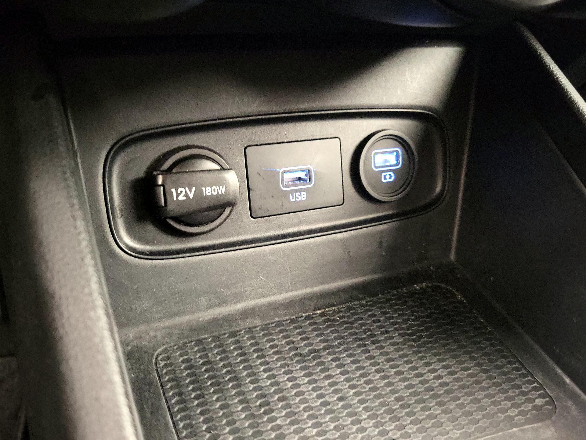 Thumbnail: 2020 Hyundai Venue - 18