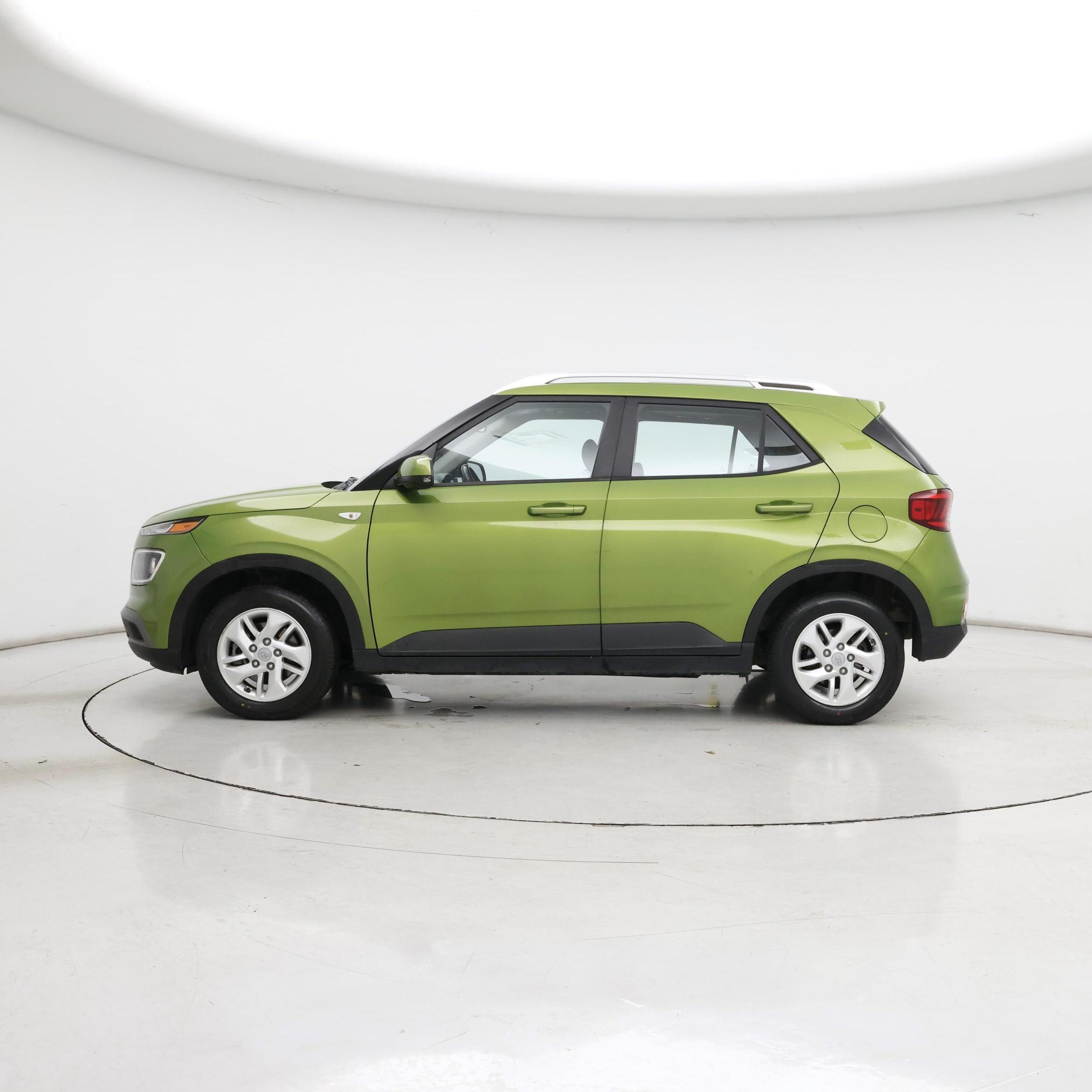 Thumbnail: 2020 Hyundai Venue - 3