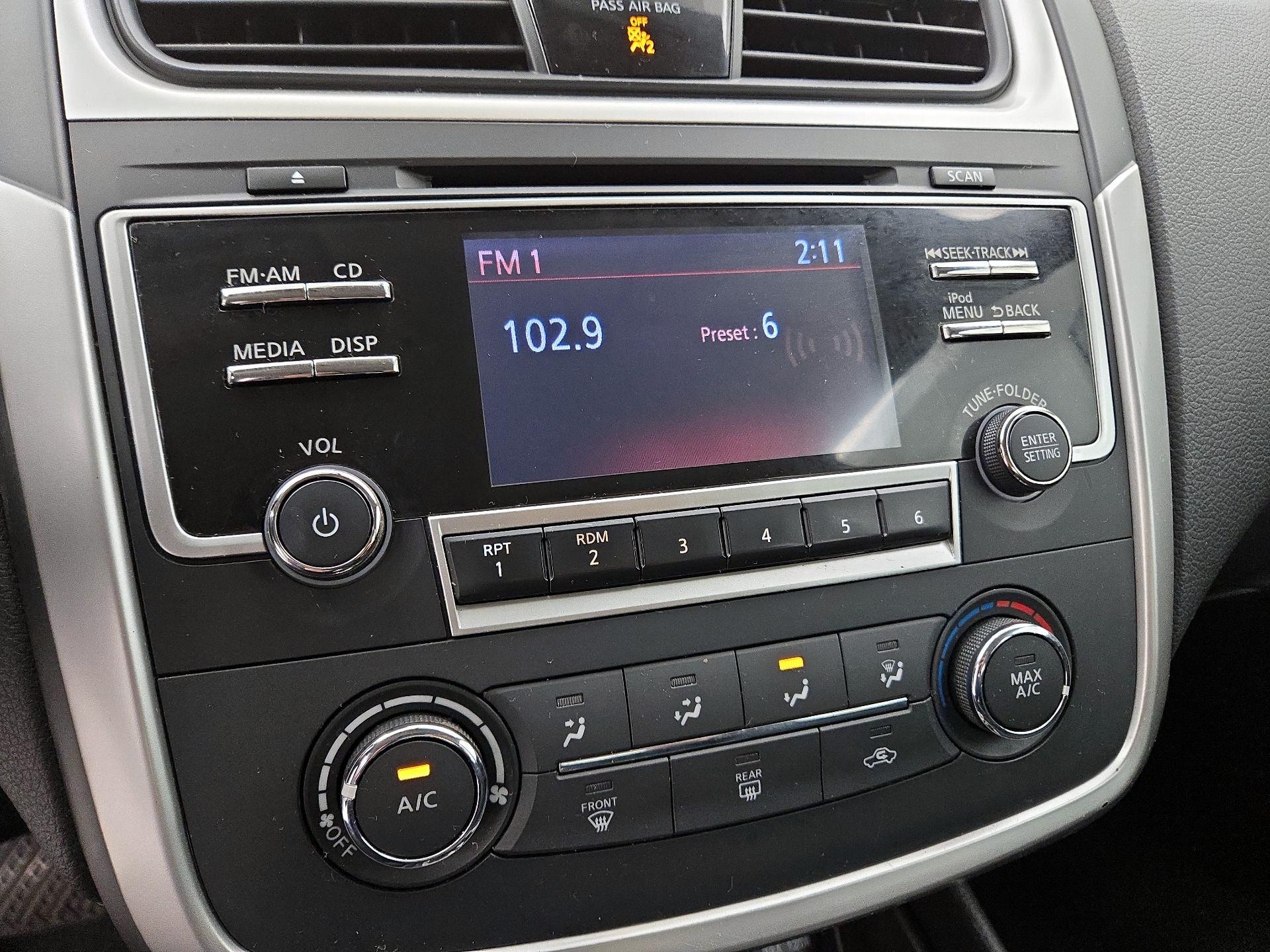 Thumbnail: 2018 Nissan Altima - 15