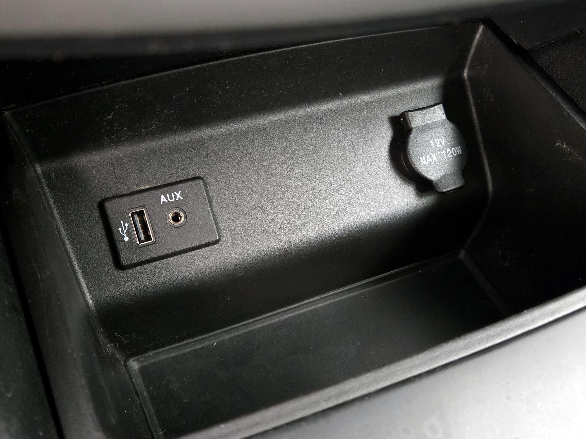 Thumbnail: 2018 Nissan Altima - 18