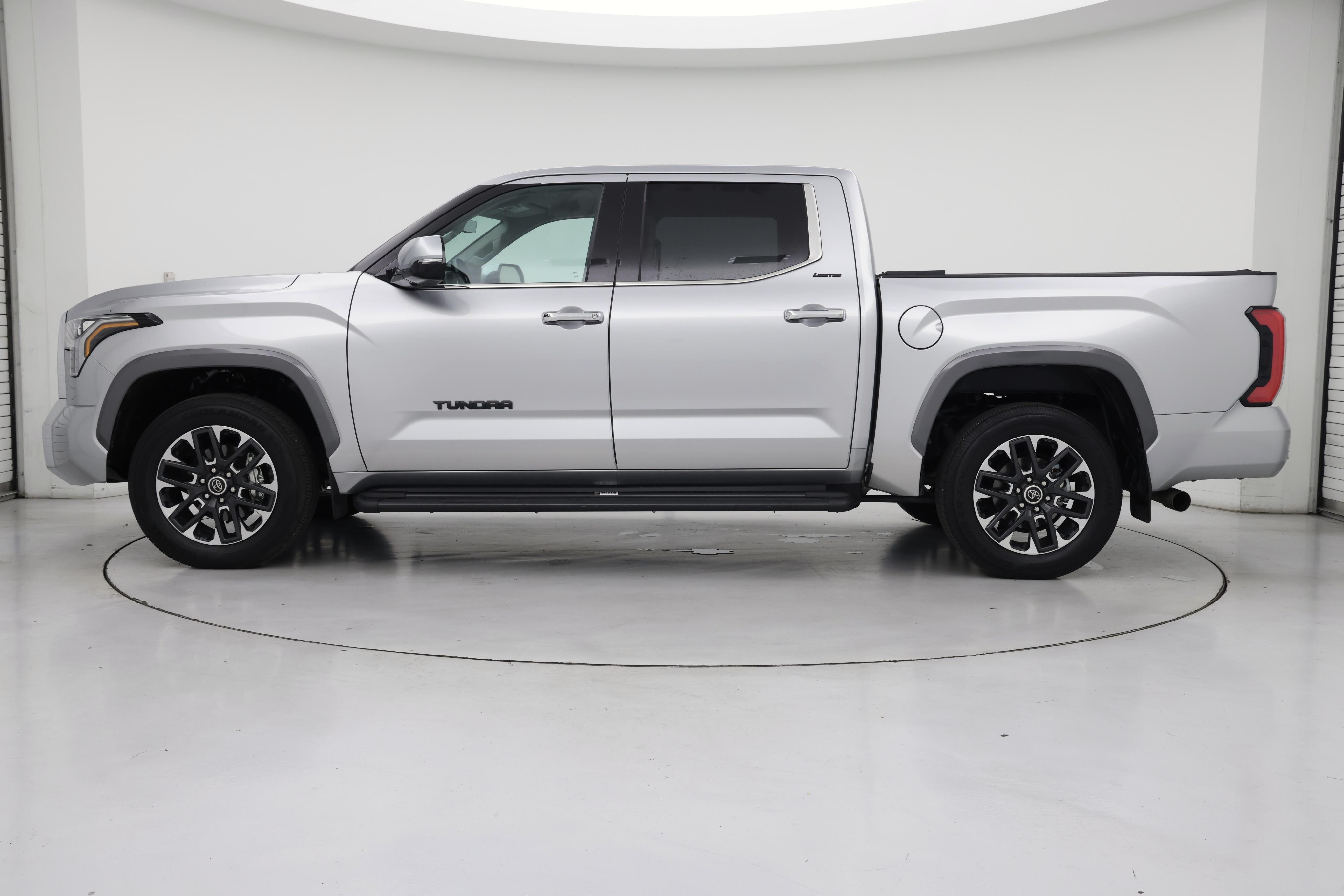 Thumbnail: 2023 Toyota Tundra - 3