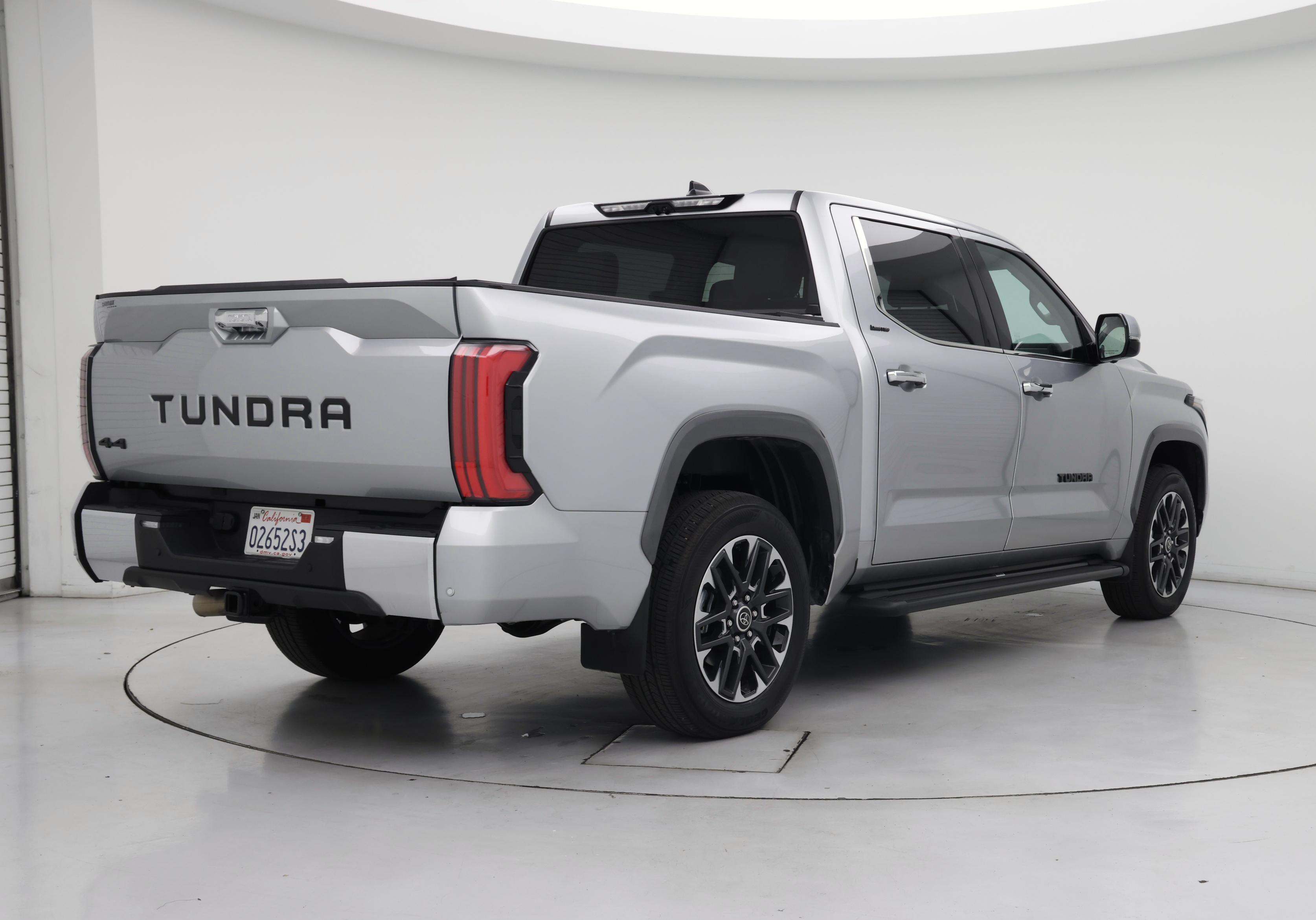 Thumbnail: 2023 Toyota Tundra - 8