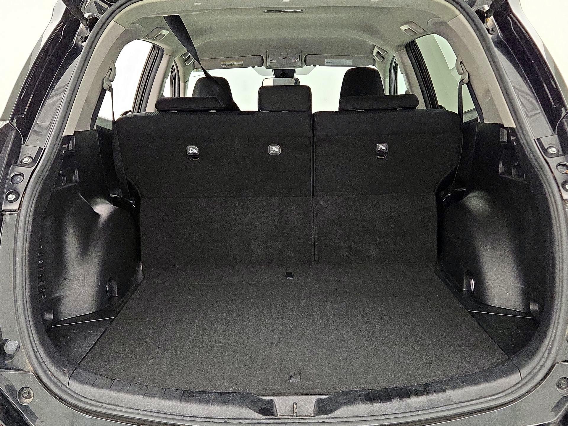 Thumbnail: 2018 Toyota RAV4 - 19