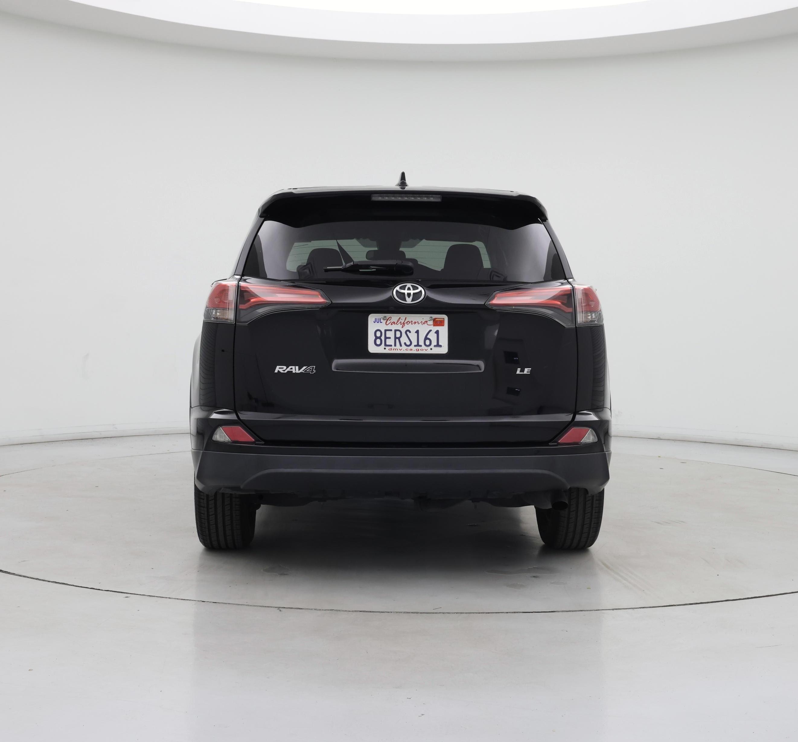 Thumbnail: 2018 Toyota RAV4 - 6