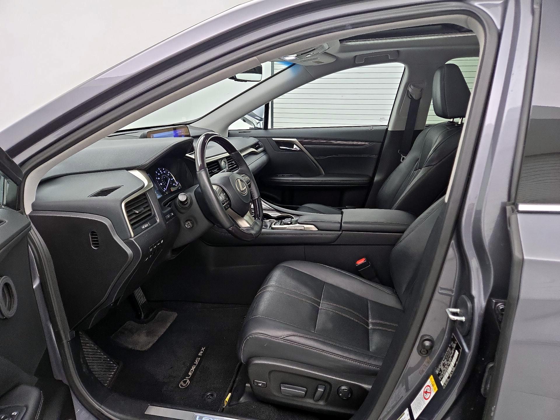 Thumbnail: 2017 Lexus RX - 11