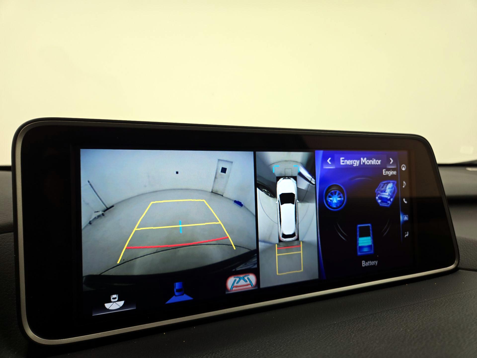 Thumbnail: 2017 Lexus RX - 15