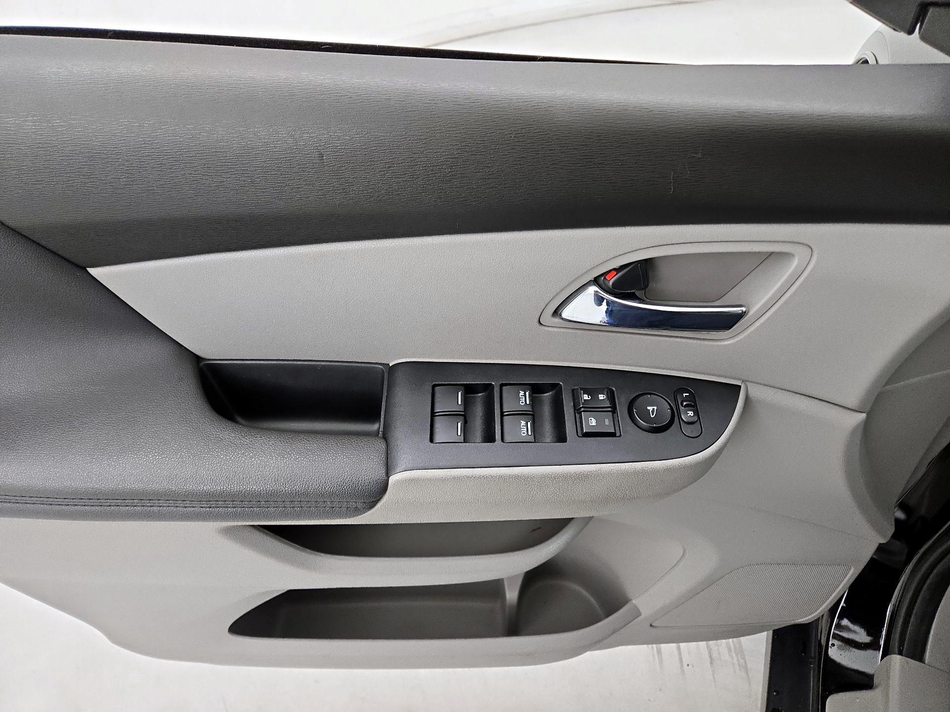 Thumbnail: 2014 Honda Odyssey - 12