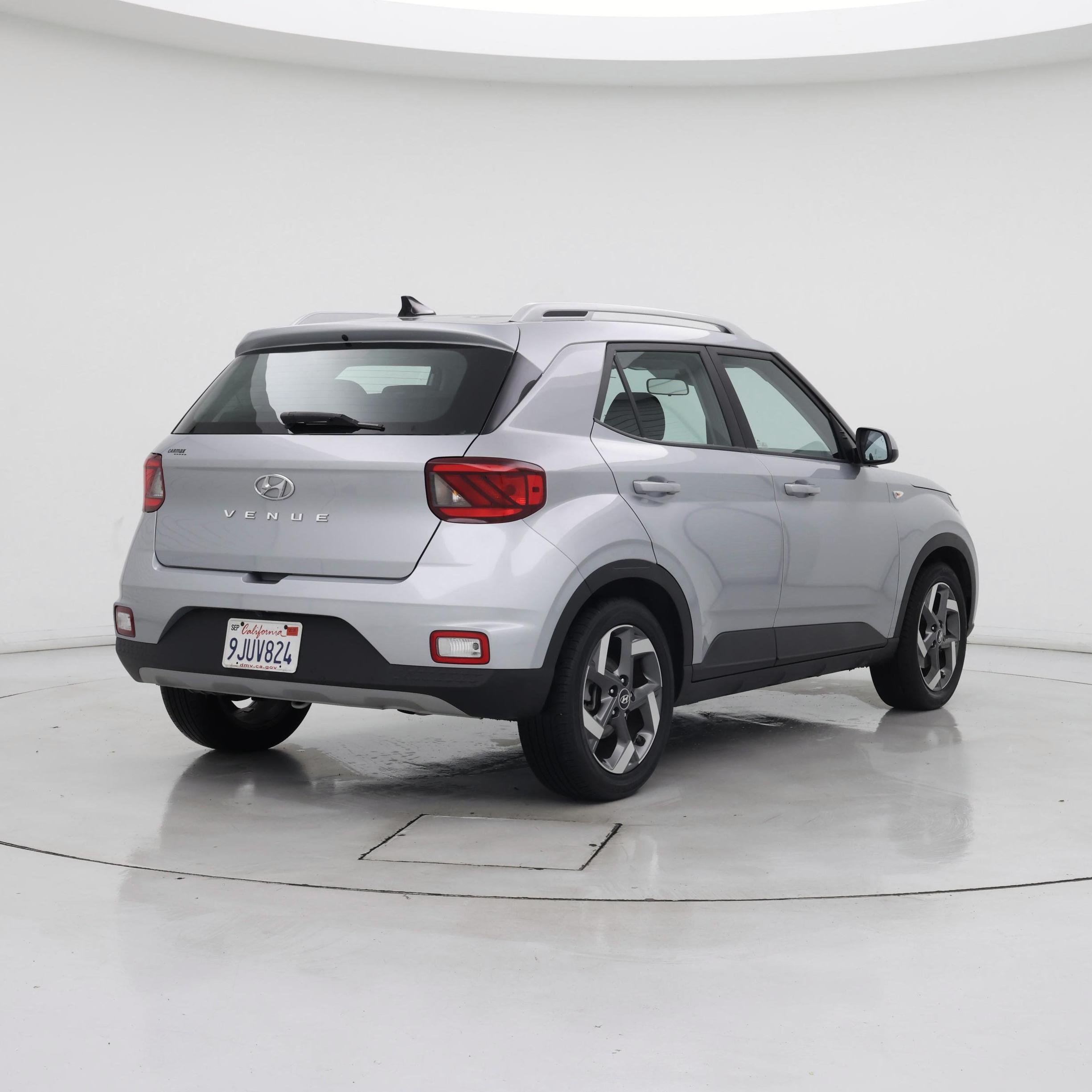 Thumbnail: 2022 Hyundai Venue - 8