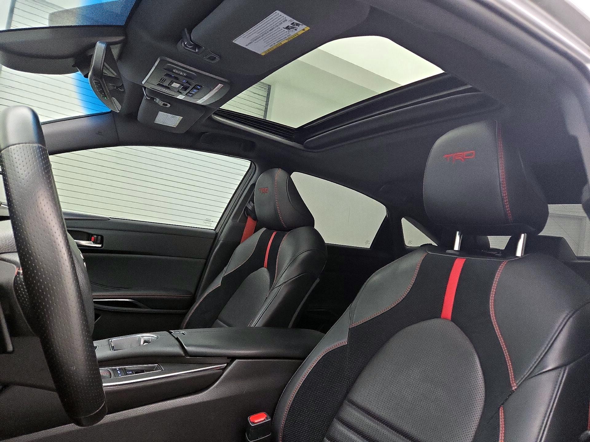 Thumbnail: 2020 Toyota Avalon - 18