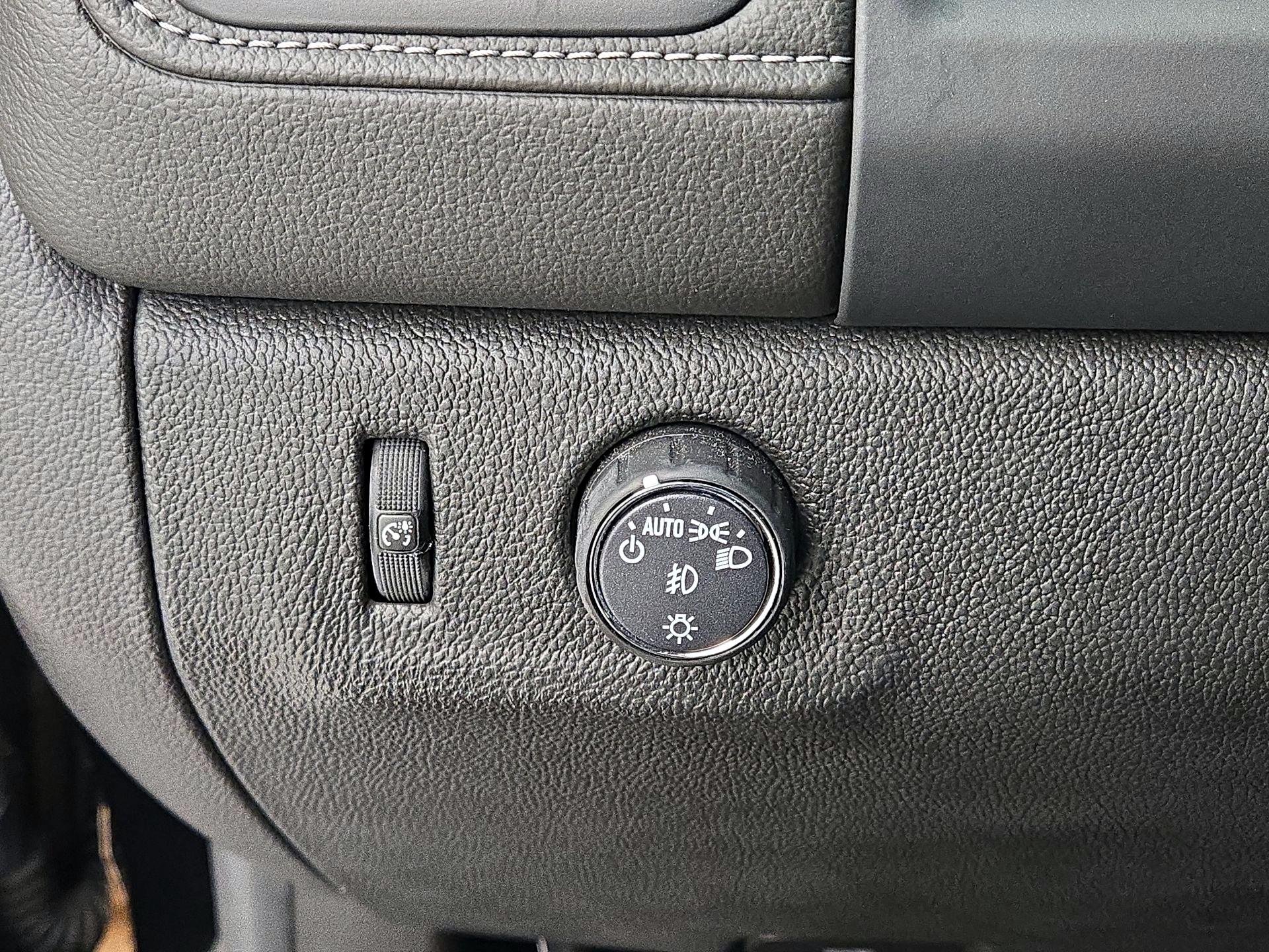 Thumbnail: 2022 GMC Canyon - 13