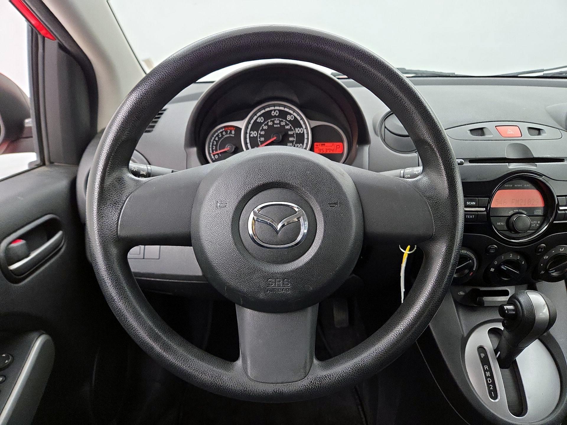 Thumbnail: 2014 Mazda Mazda2 - 10