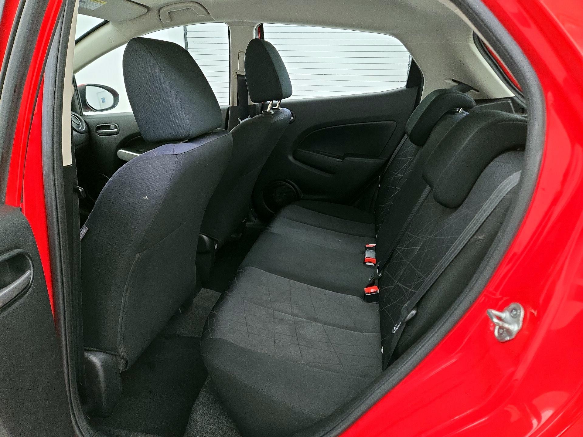 Thumbnail: 2014 Mazda Mazda2 - 18