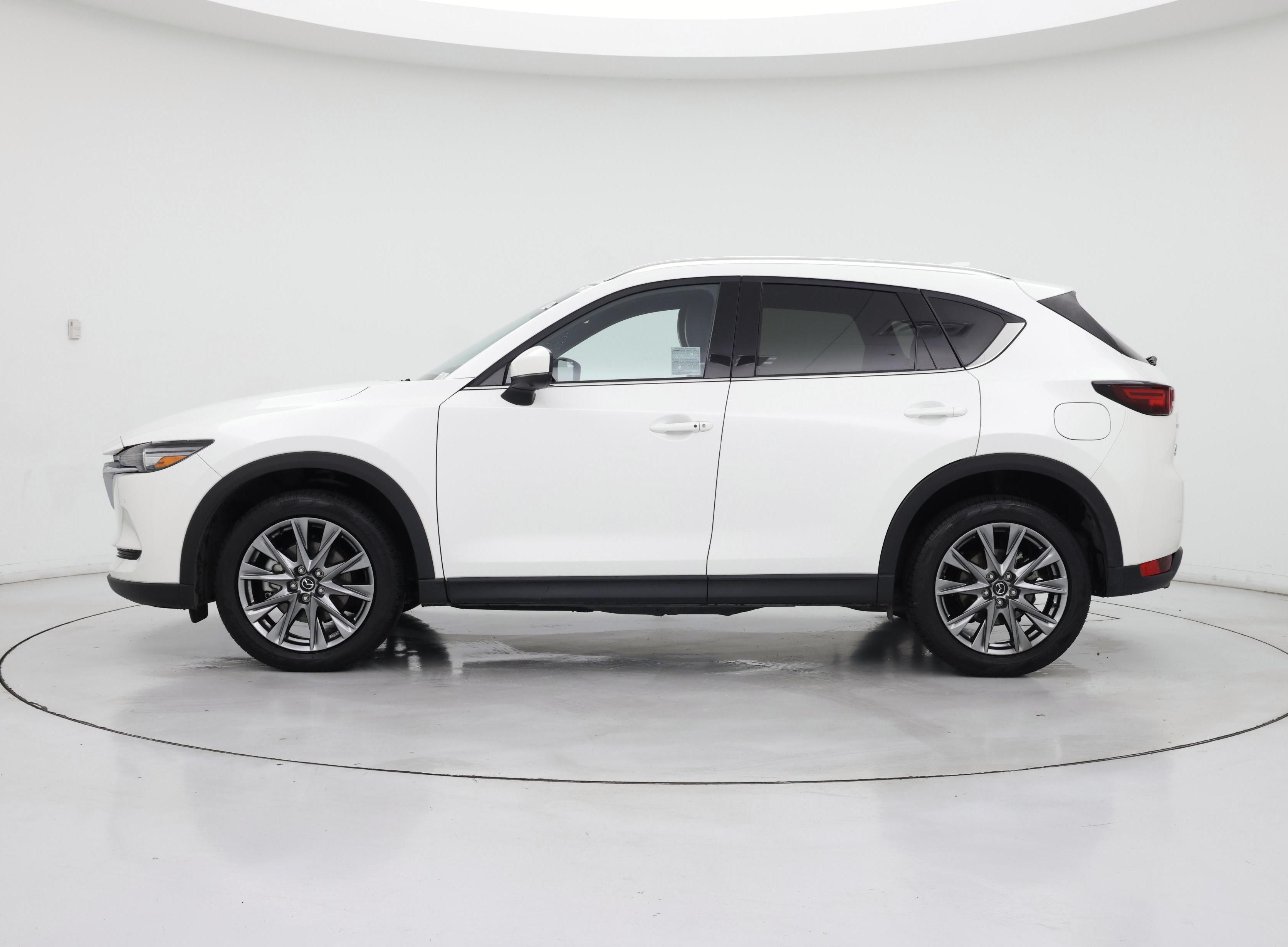 Thumbnail: 2021 Mazda CX-5 - 3