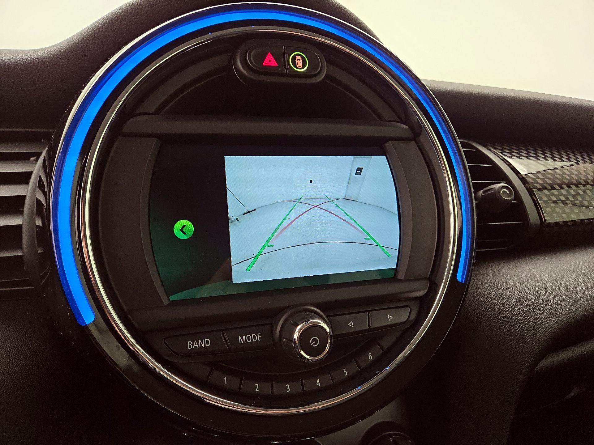 Thumbnail: 2021 MINI Cooper Hardtop - 15