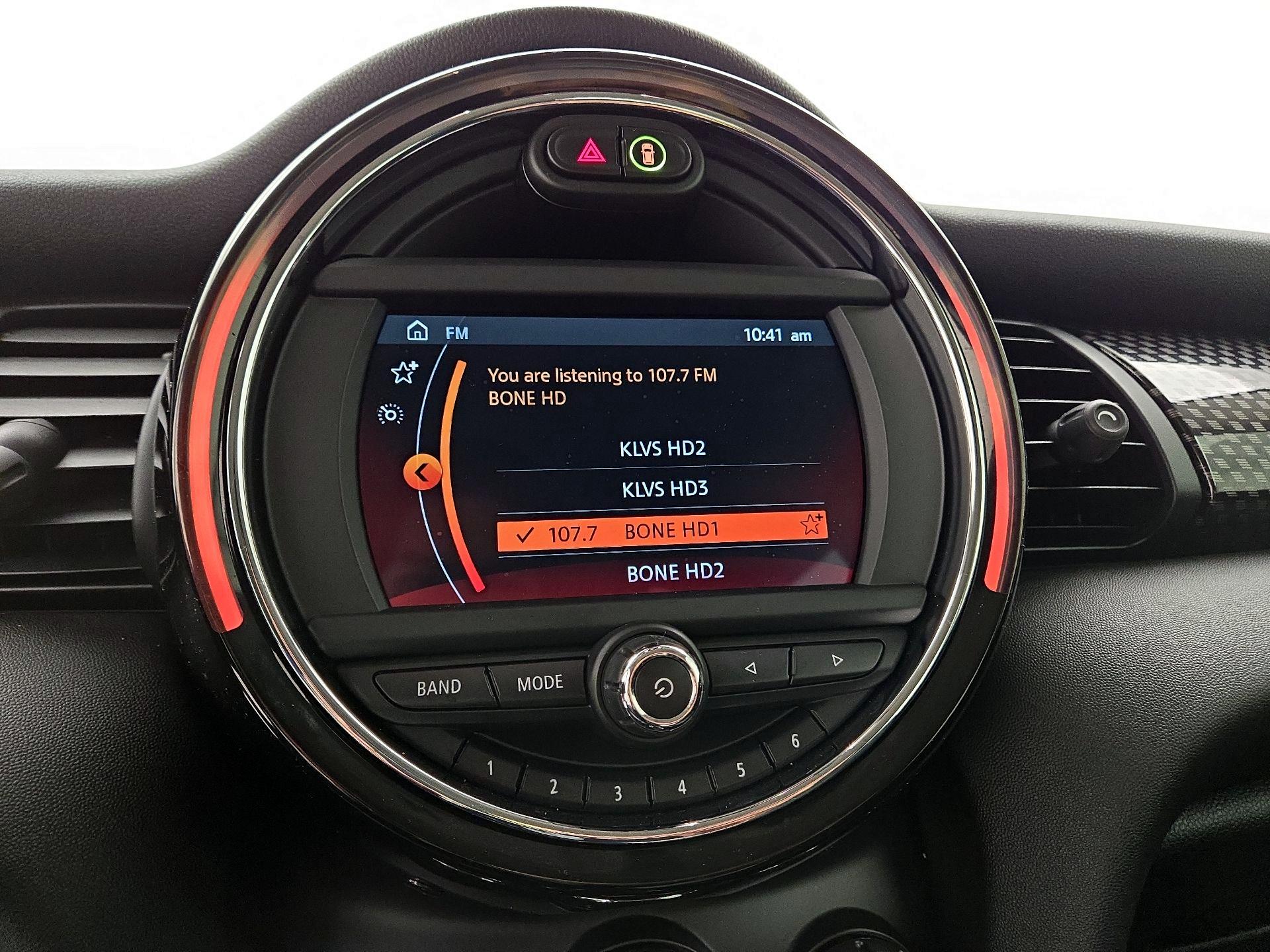 Thumbnail: 2021 MINI Cooper Hardtop - 16