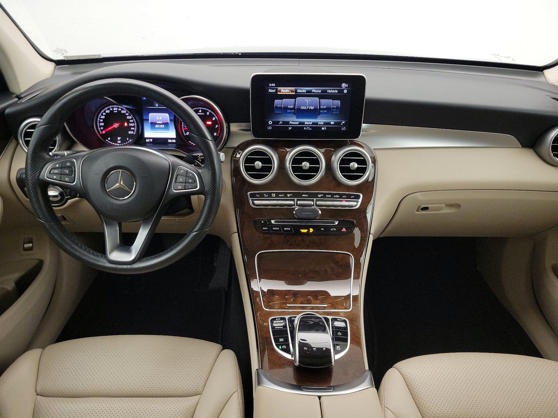 Thumbnail: 2018 Mercedes-Benz GLC - 9