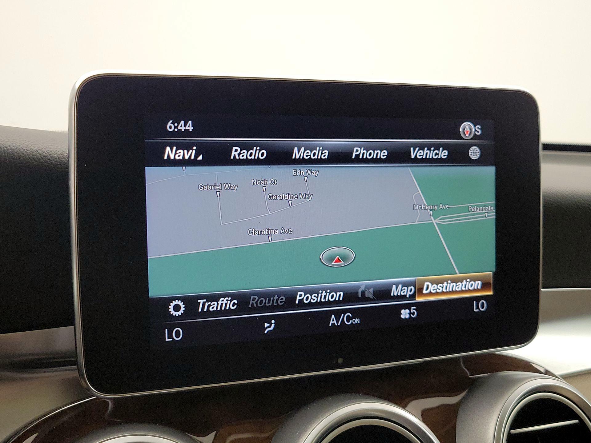 Thumbnail: 2018 Mercedes-Benz GLC - 14