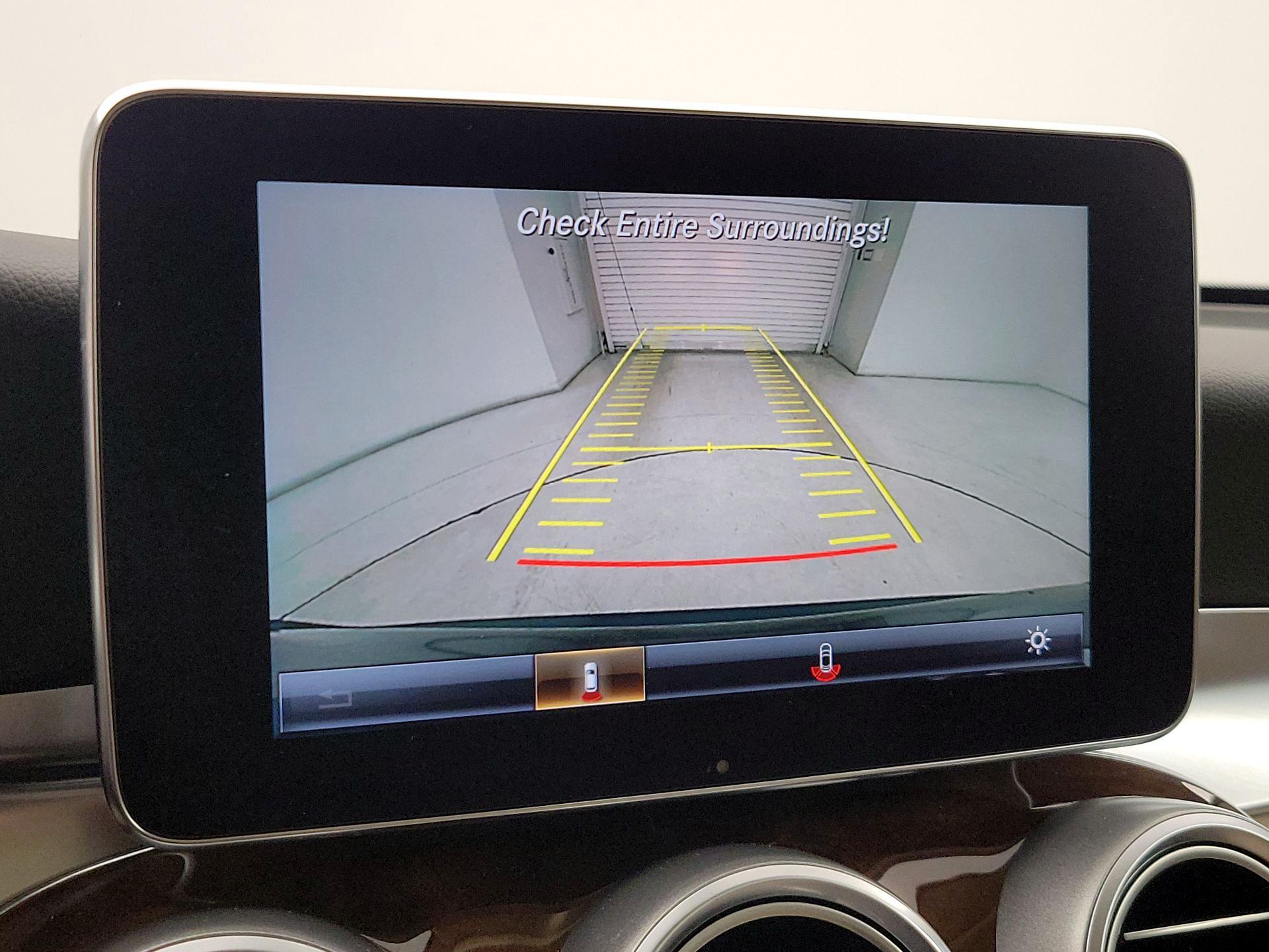 Thumbnail: 2018 Mercedes-Benz GLC - 15