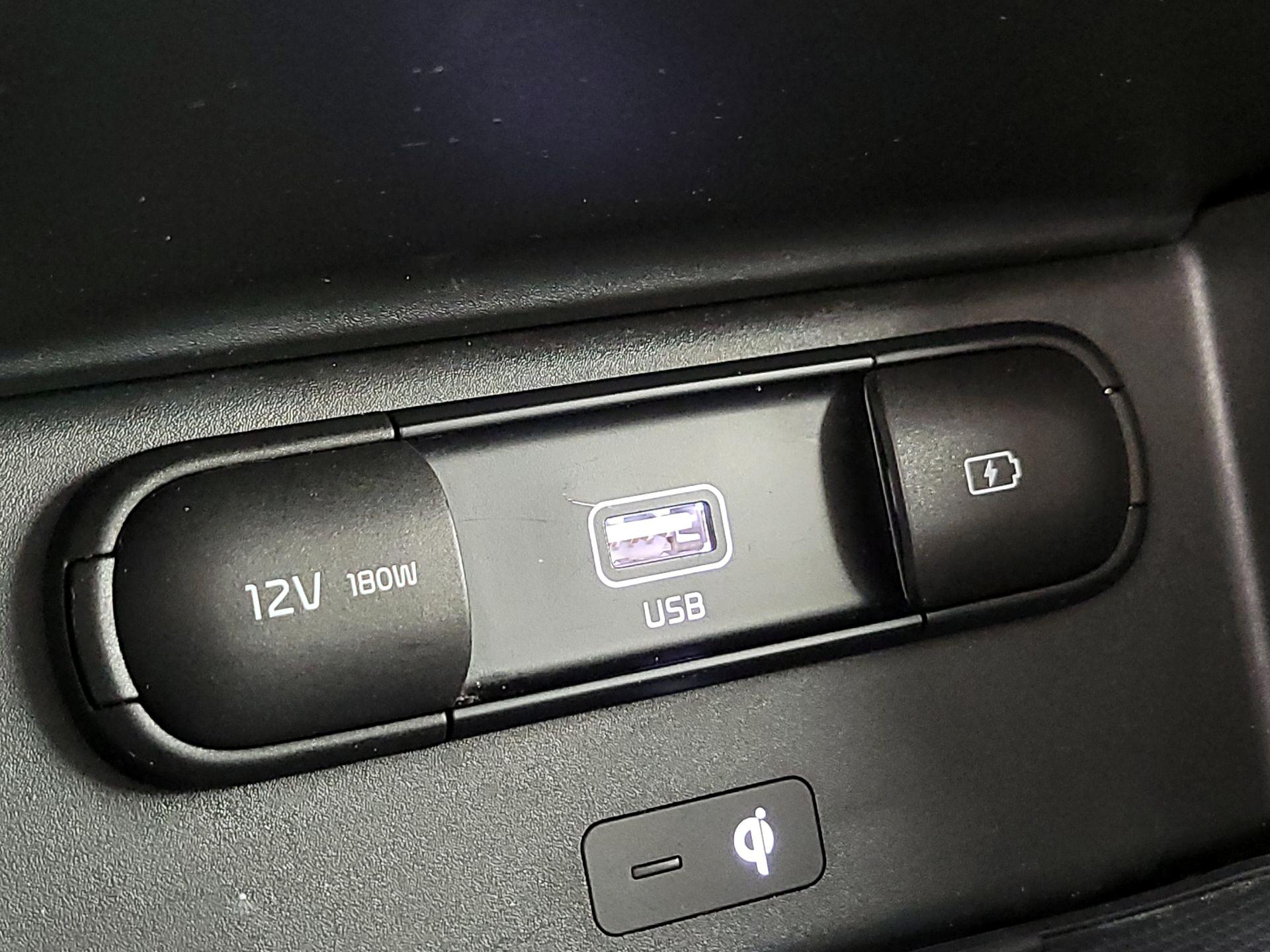 Thumbnail: 2022 Kia Telluride - 19