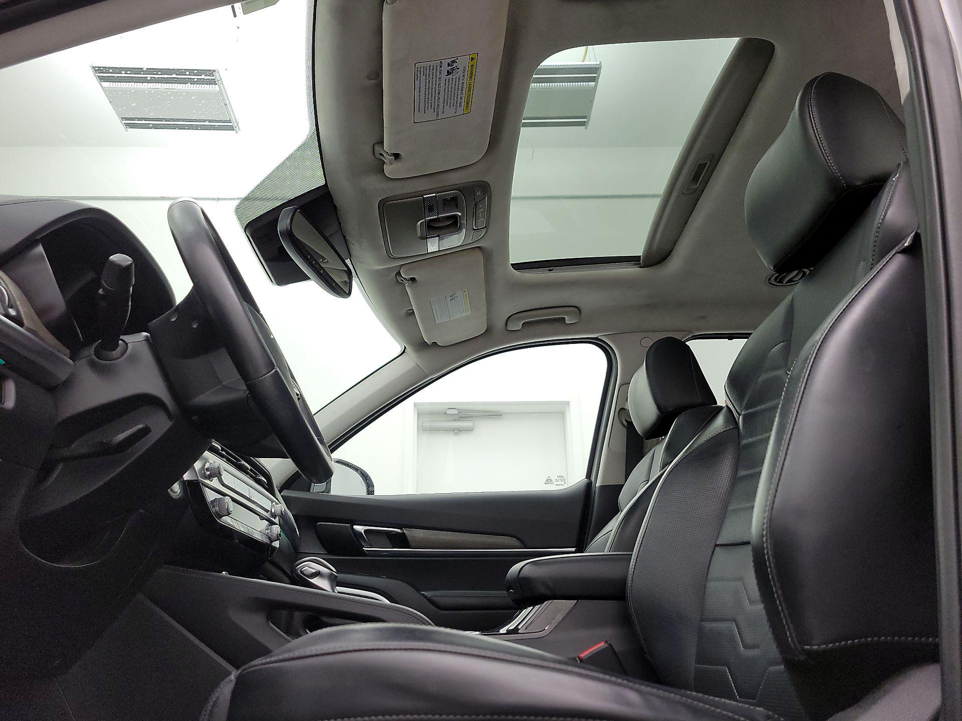 Thumbnail: 2022 Kia Telluride - 20