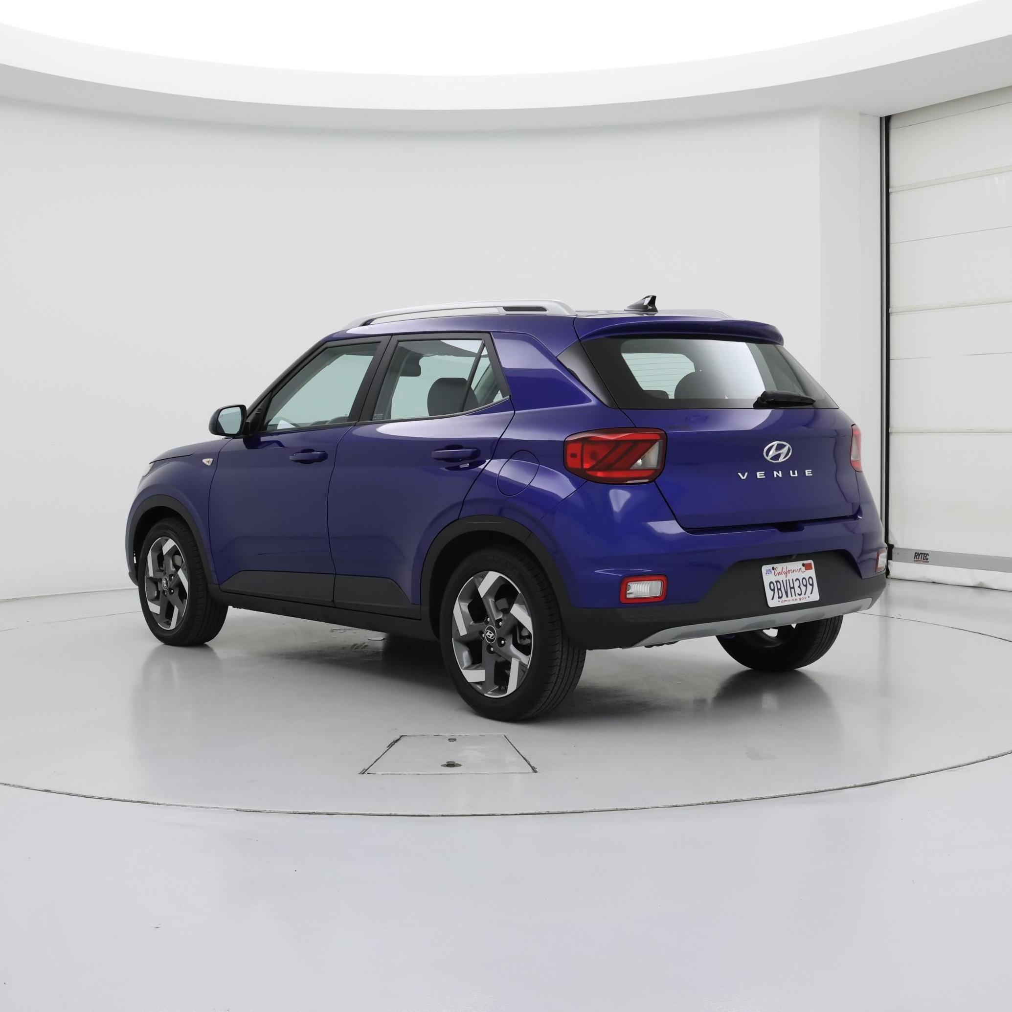 Thumbnail: 2022 Hyundai Venue - 2