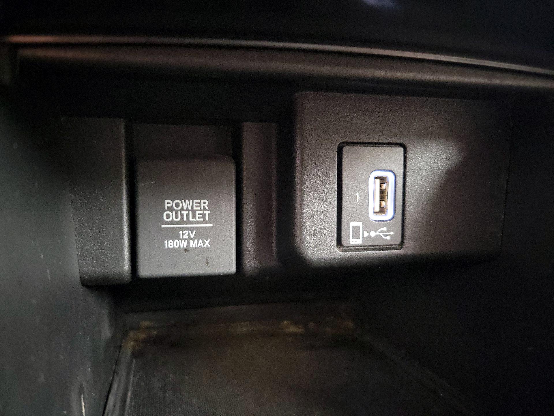 Thumbnail: 2018 Honda Accord - 18