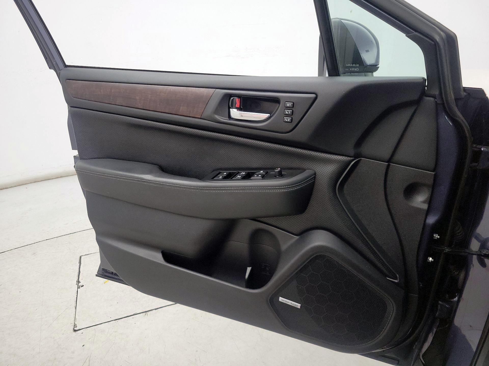 Thumbnail: 2015 Subaru Outback - 12