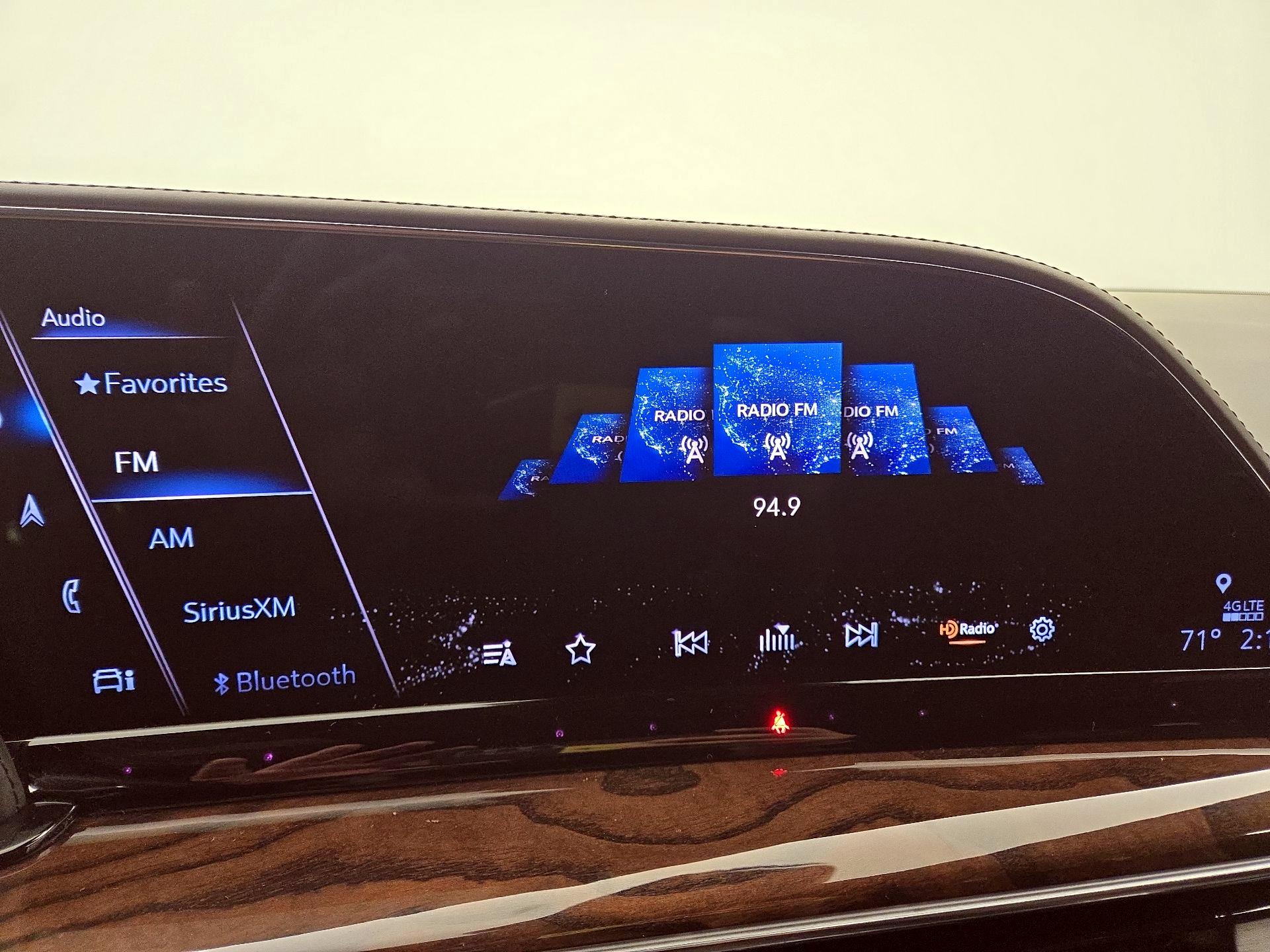 Thumbnail: 2021 Cadillac Escalade - 16