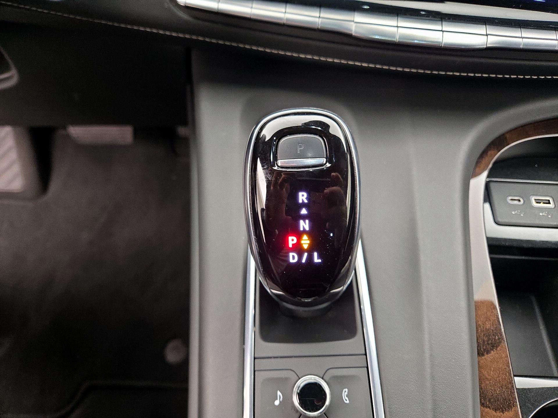 Thumbnail: 2021 Cadillac Escalade - 18