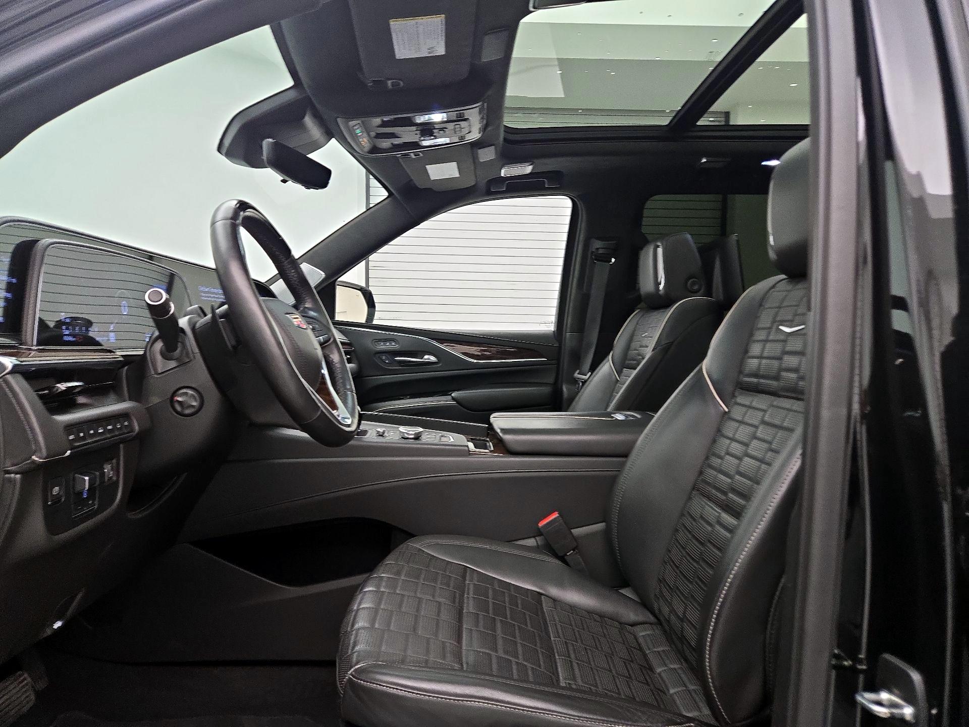 Thumbnail: 2021 Cadillac Escalade - 20