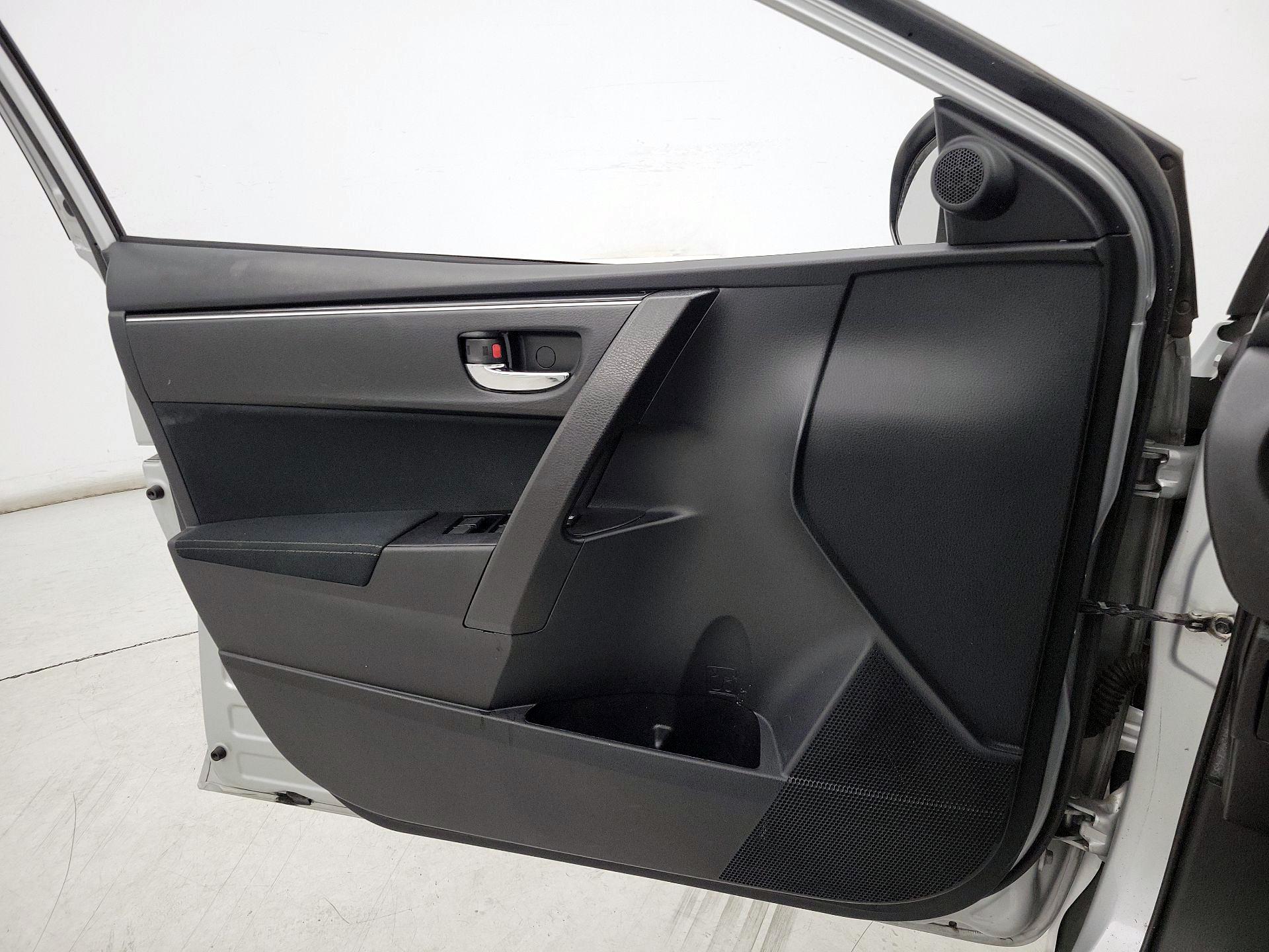 Thumbnail: 2019 Toyota Corolla - 12