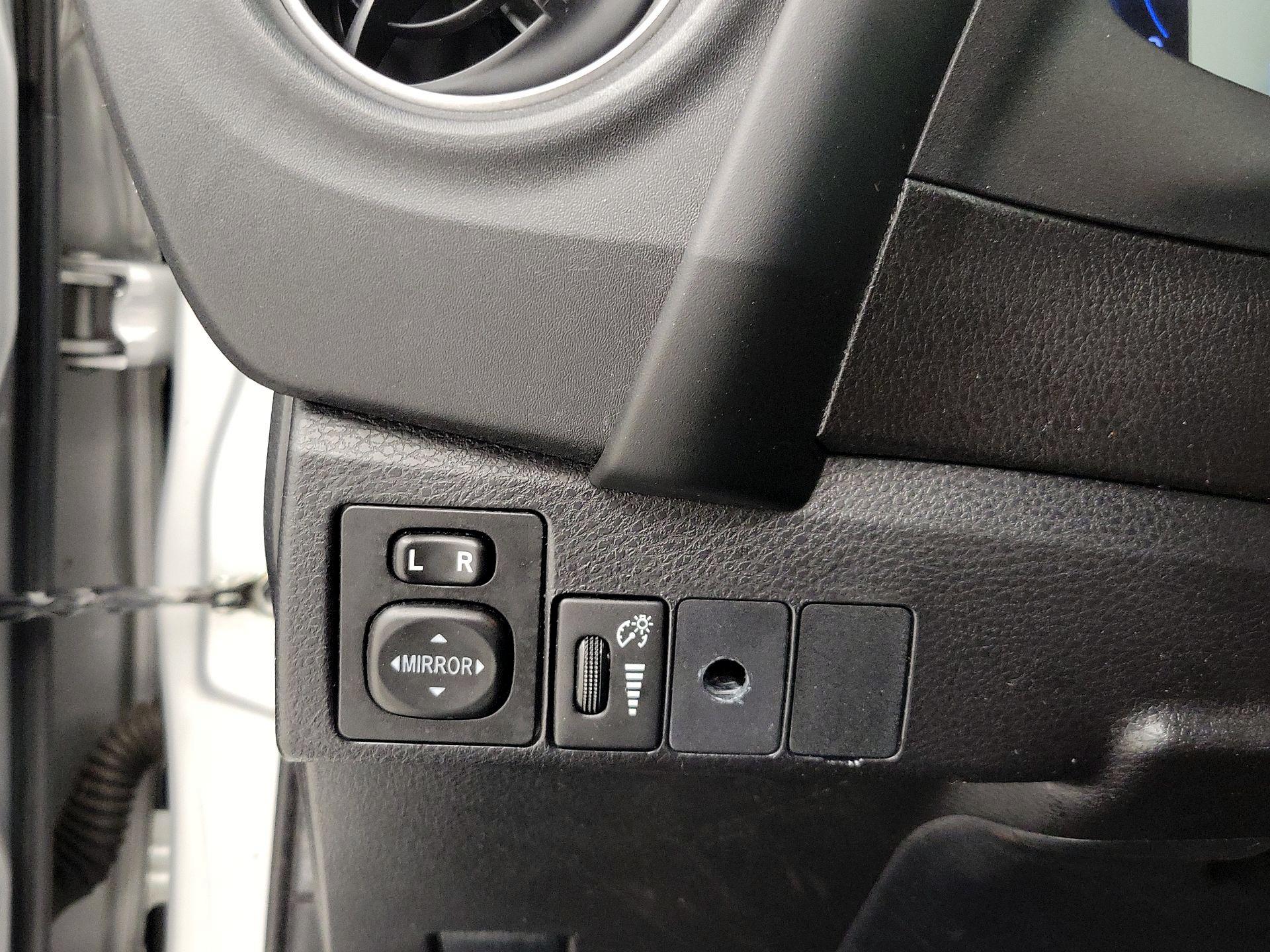 Thumbnail: 2019 Toyota Corolla - 13