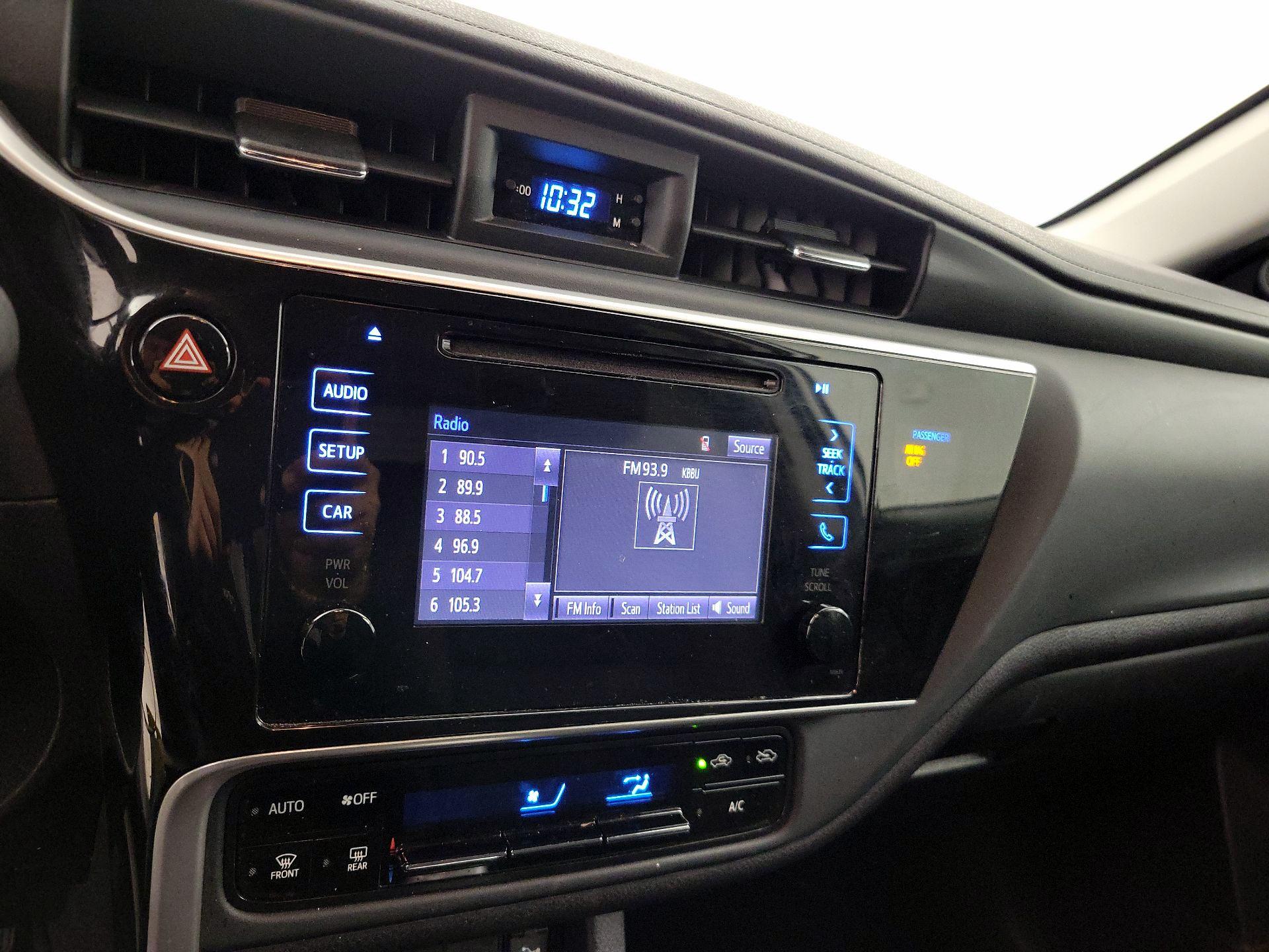 Thumbnail: 2019 Toyota Corolla - 15