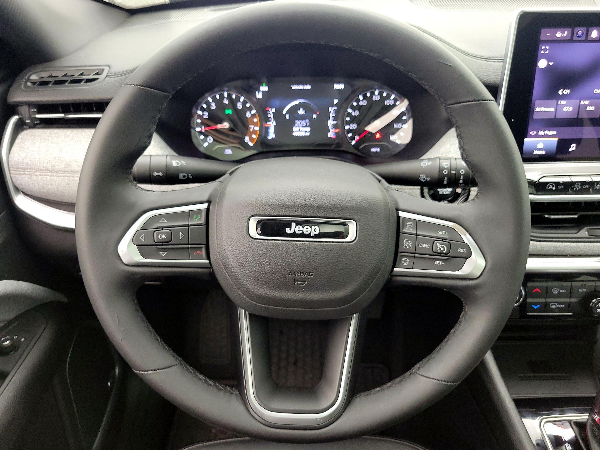 Thumbnail: 2023 Jeep Compass - 10