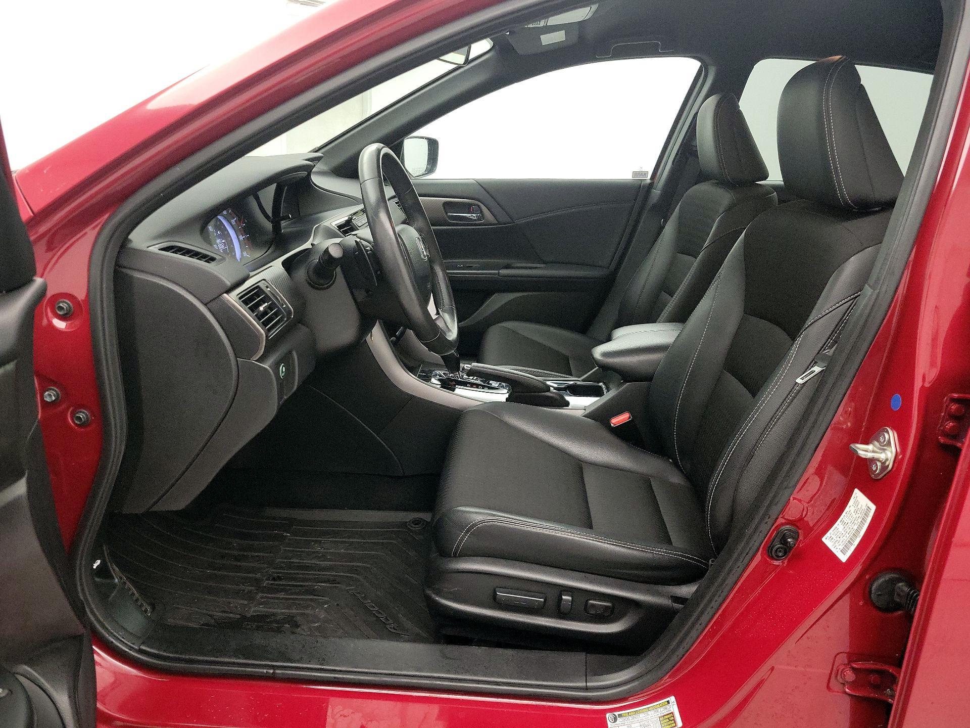 Thumbnail: 2017 Honda Accord - 11