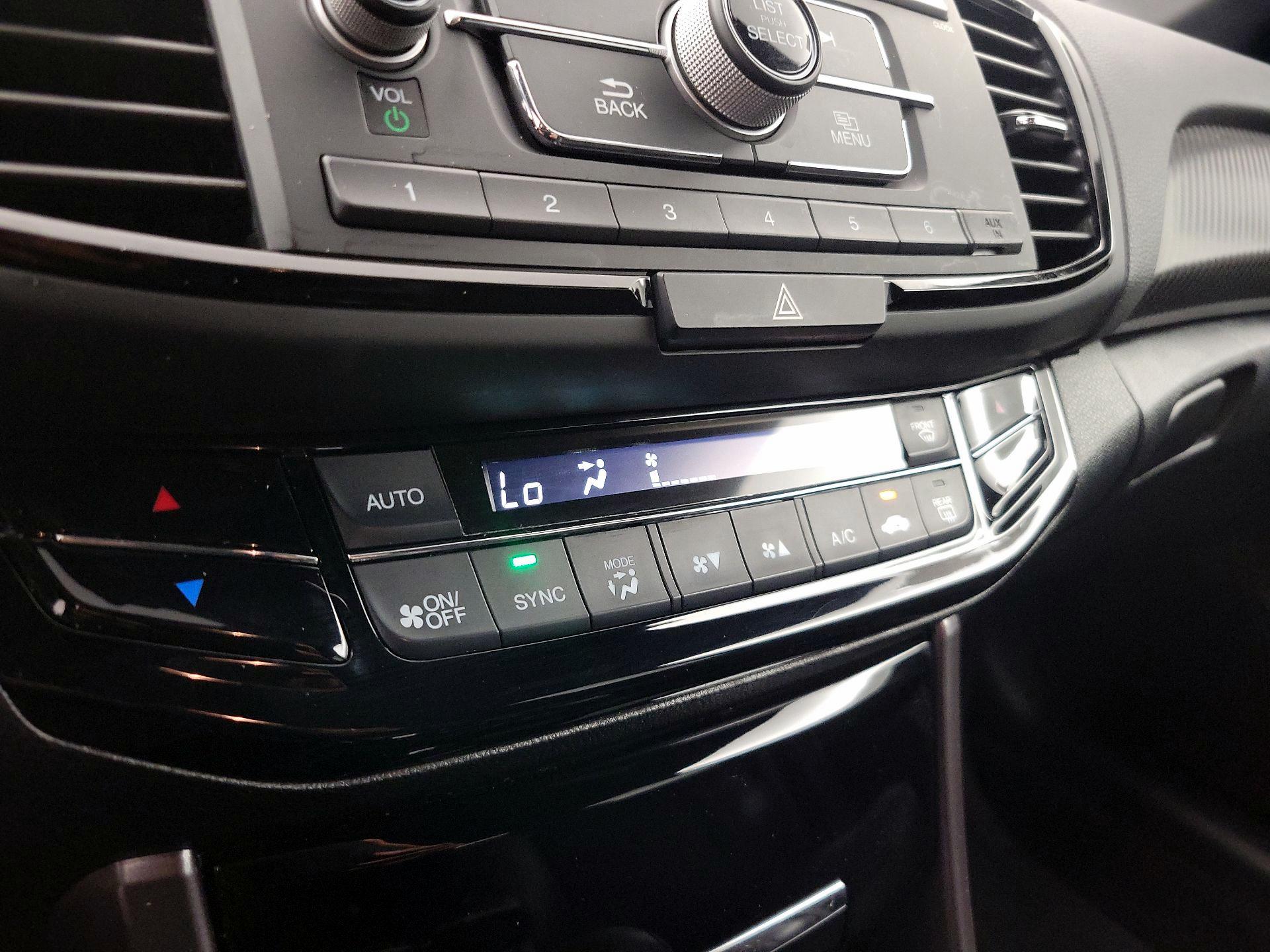 Thumbnail: 2017 Honda Accord - 16