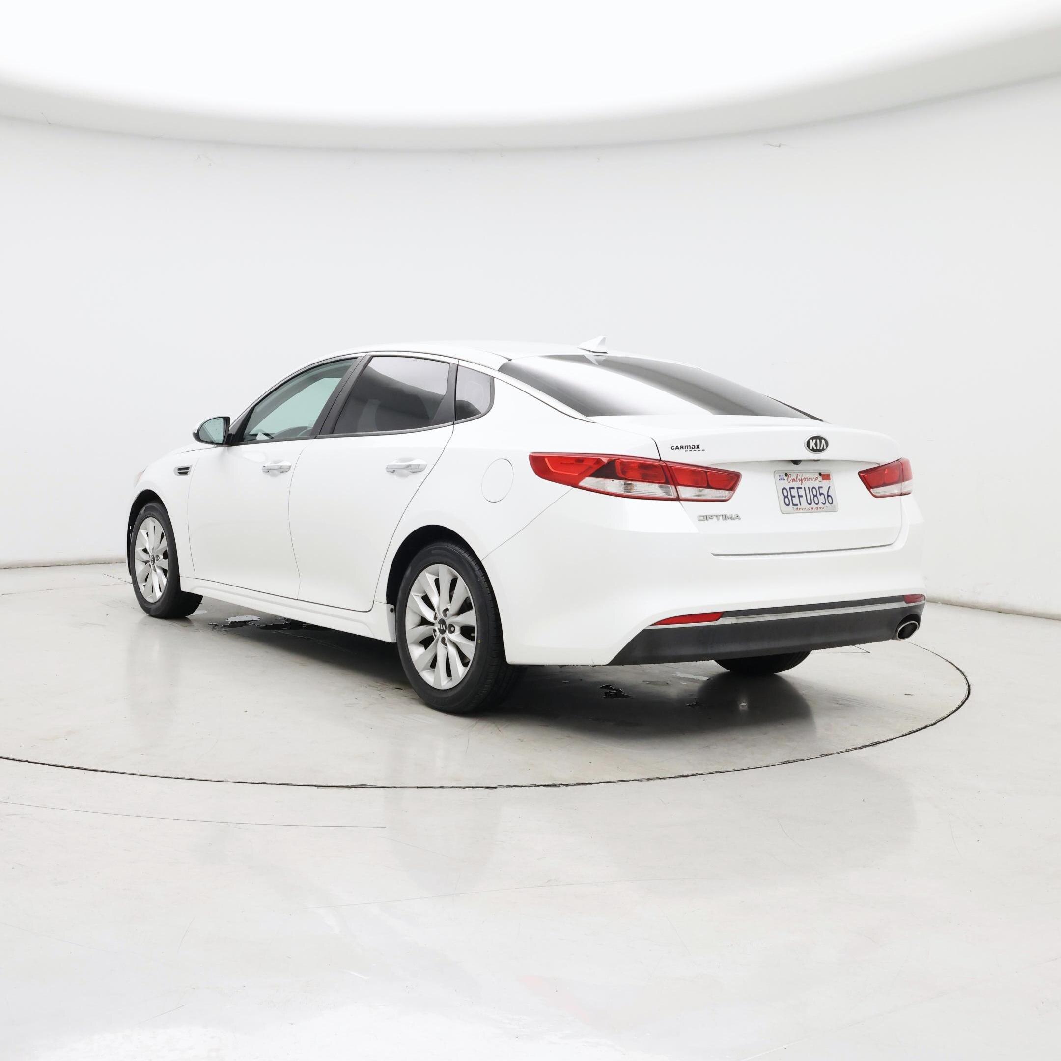 Thumbnail: 2017 Kia Optima - 2