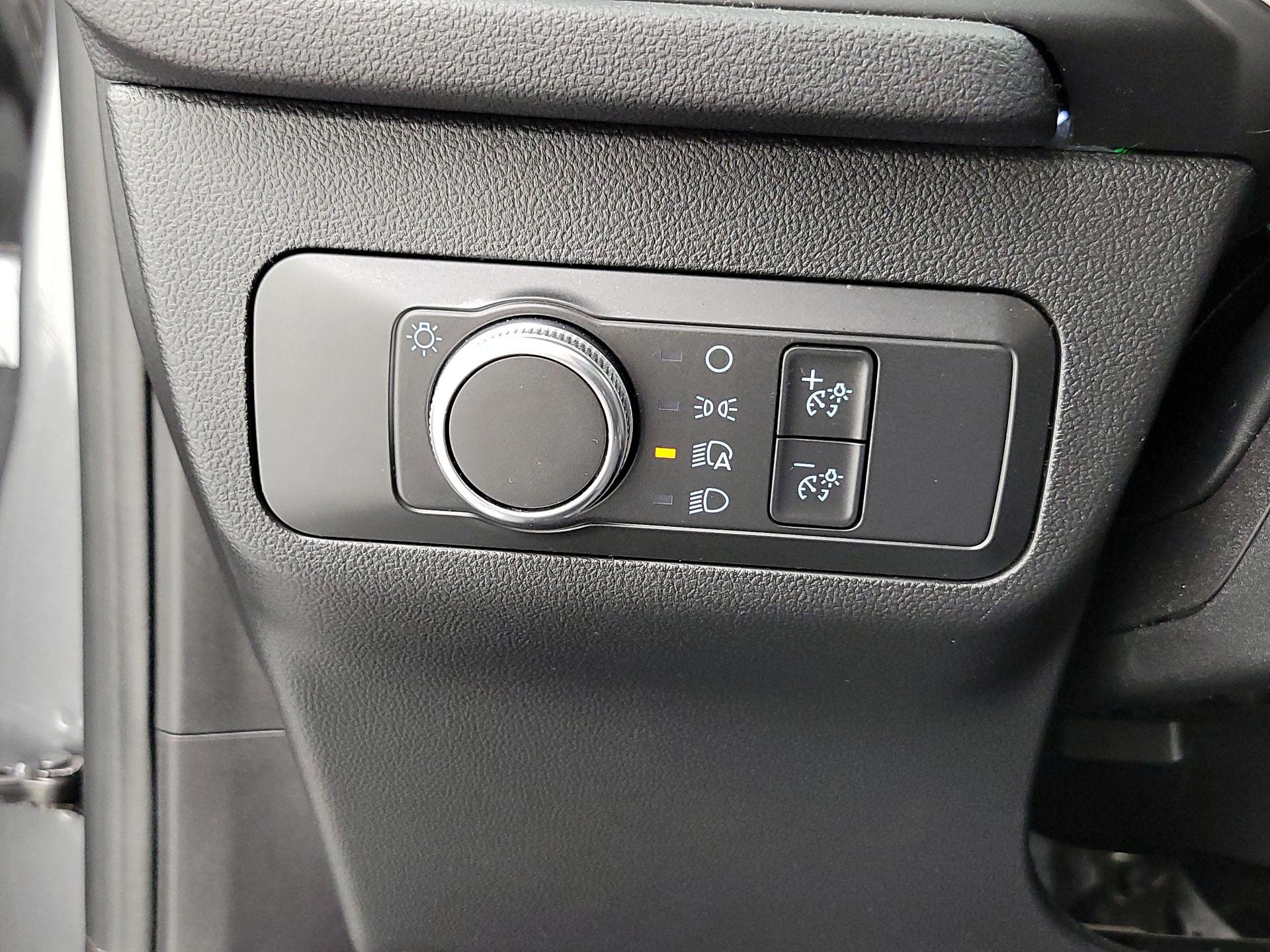 Thumbnail: 2022 Ford Escape - 13