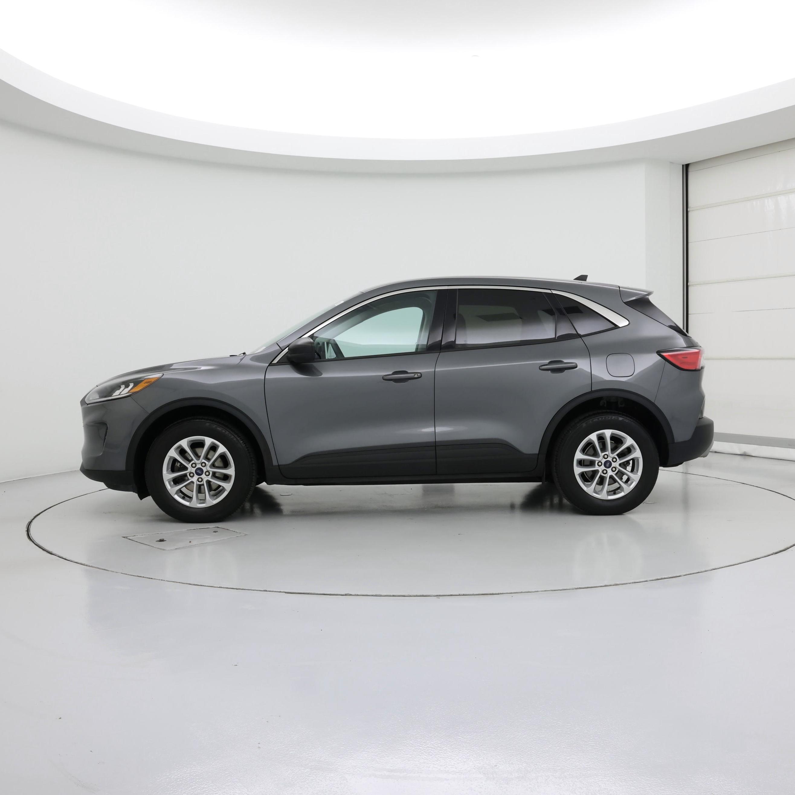 Thumbnail: 2022 Ford Escape - 3