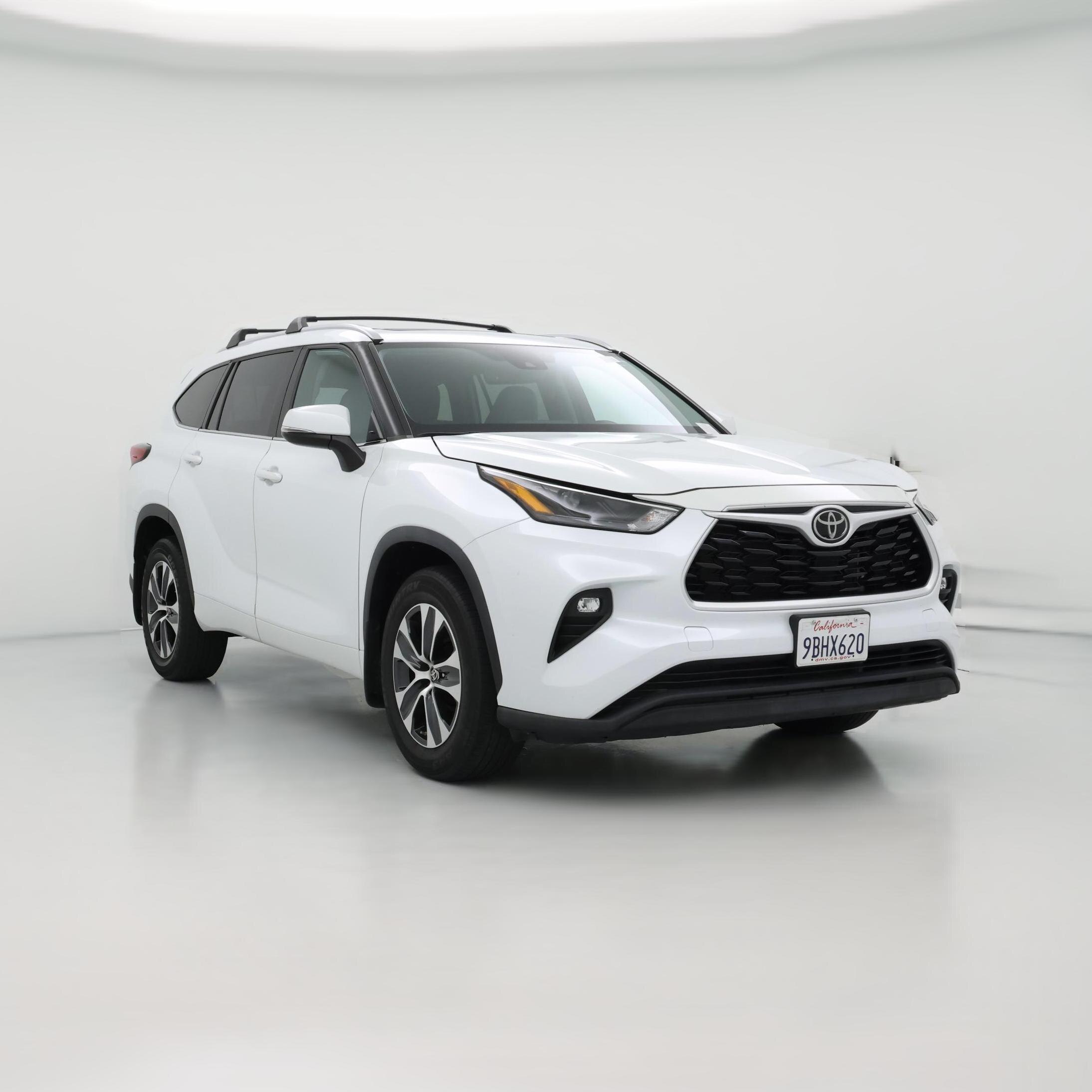 Thumbnail: 2022 Toyota Highlander - 1