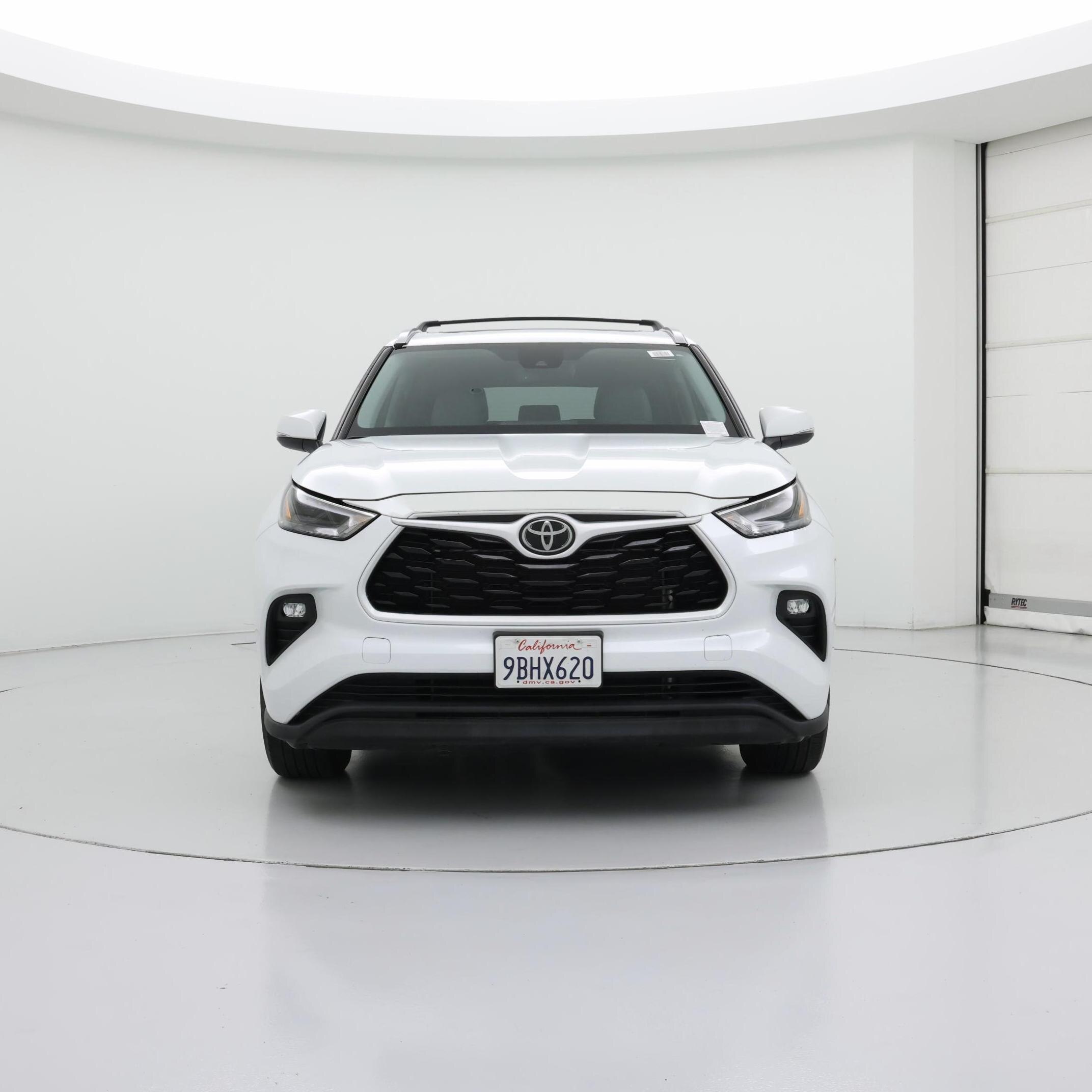 Thumbnail: 2022 Toyota Highlander - 5
