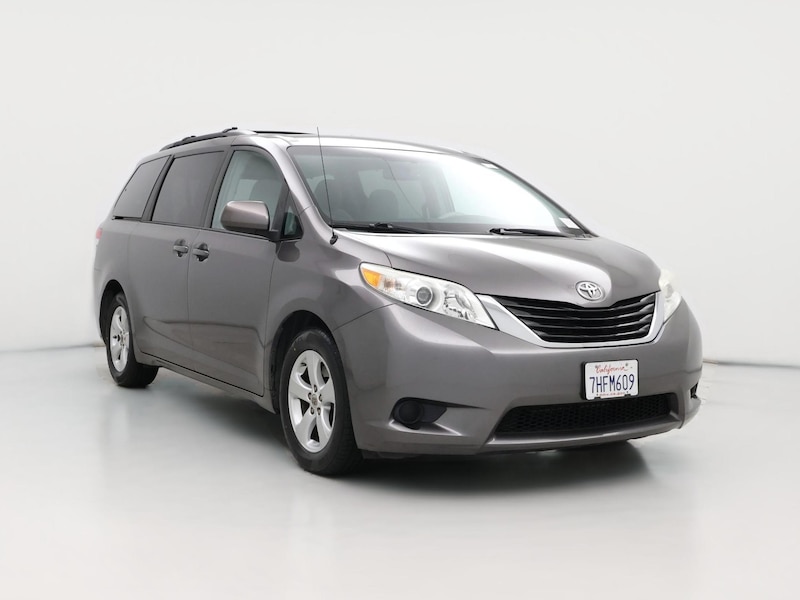 2014 Toyota Sienna LE -
                  Modesto, CA