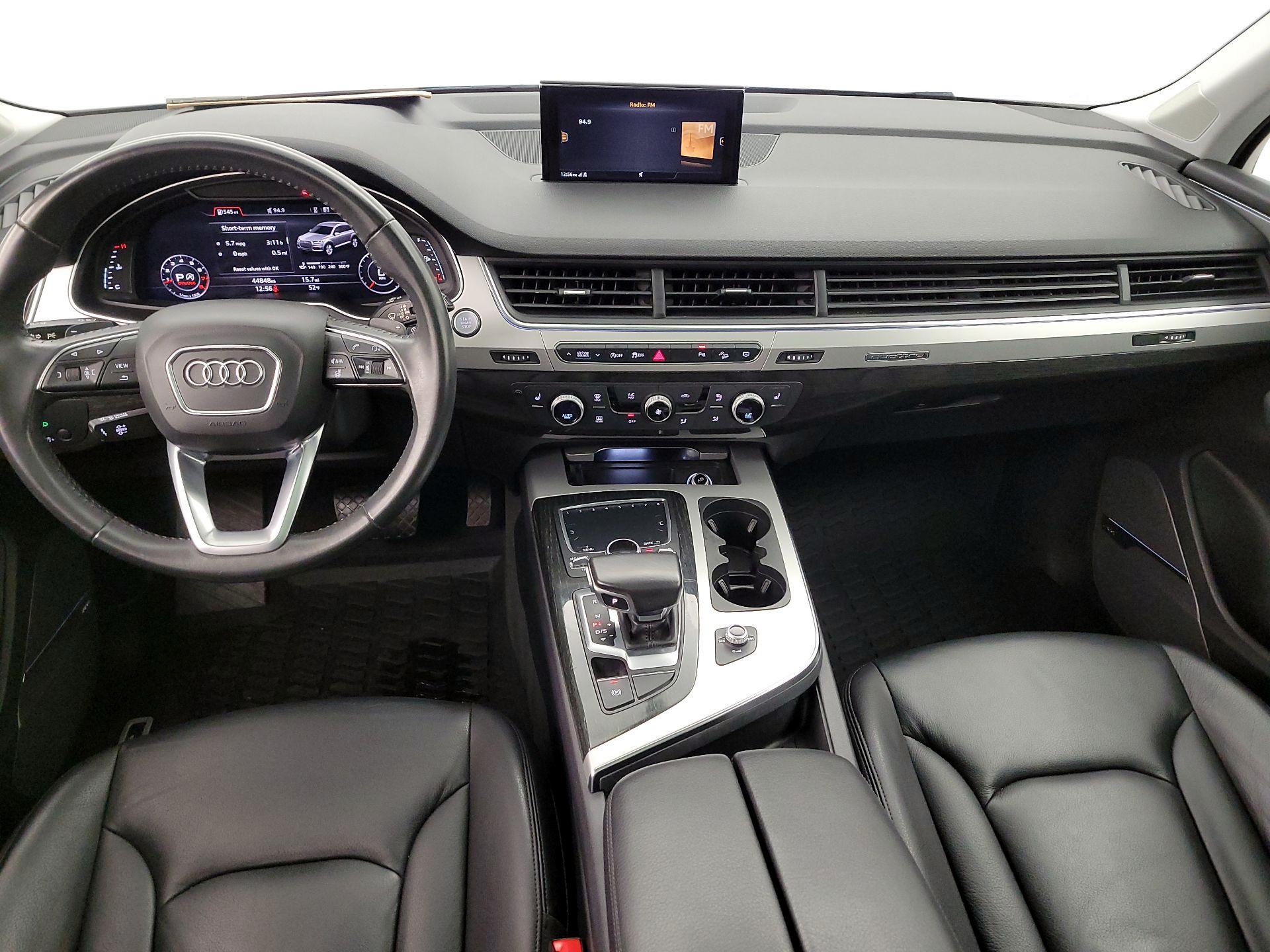 Thumbnail: 2019 Audi Q7 - 9