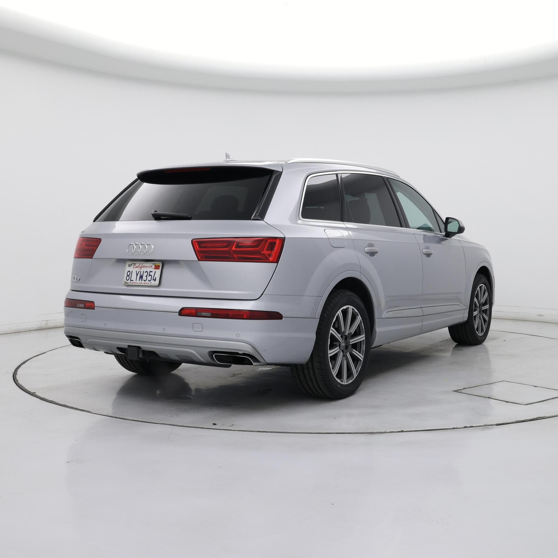 Thumbnail: 2019 Audi Q7 - 8