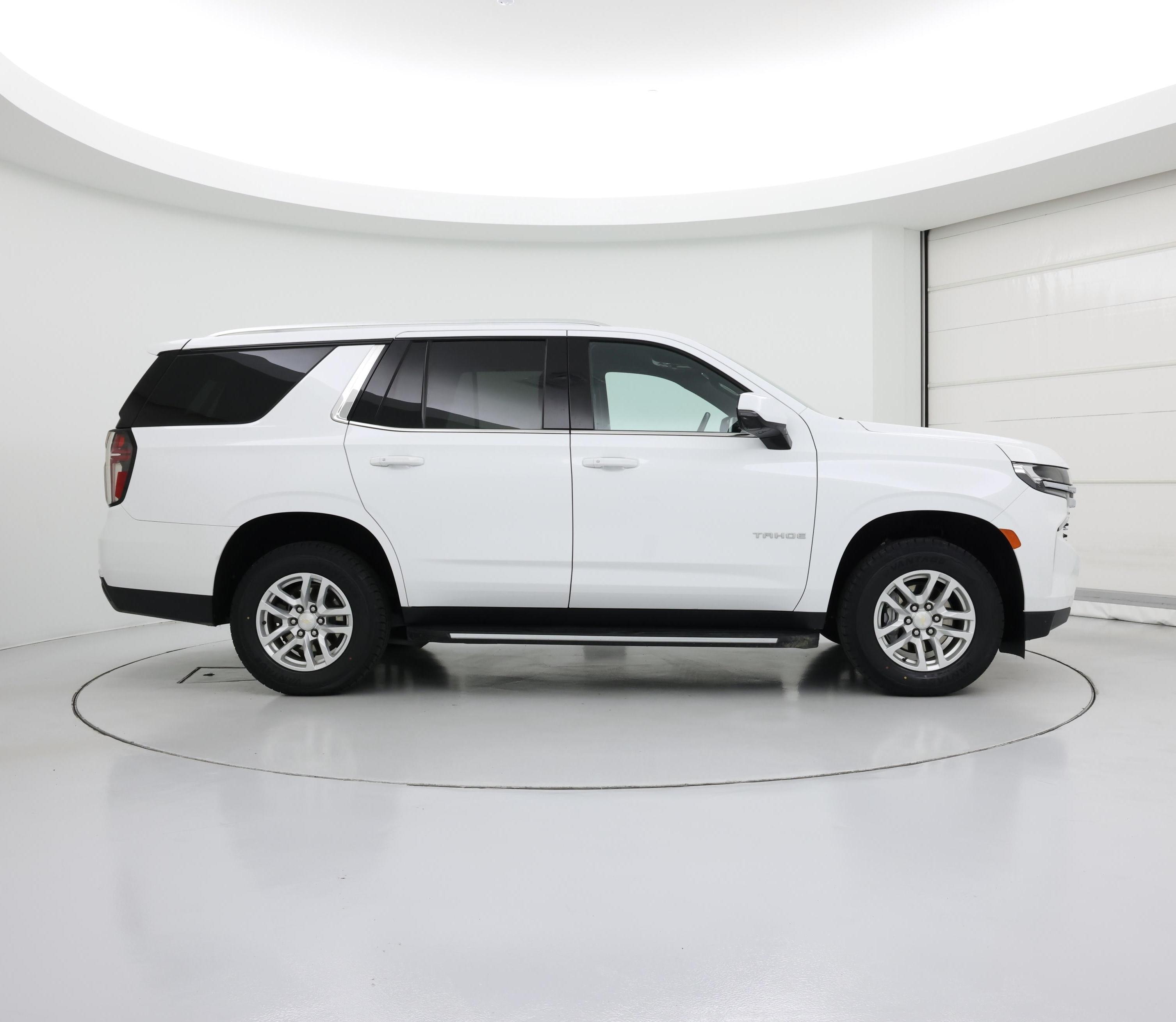 Thumbnail: 2022 Chevrolet Tahoe - 7